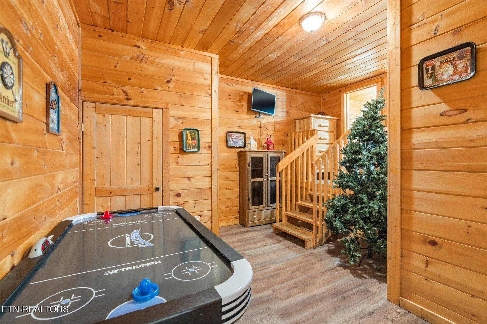1713 Parkway View Court Sevierville TN 37876