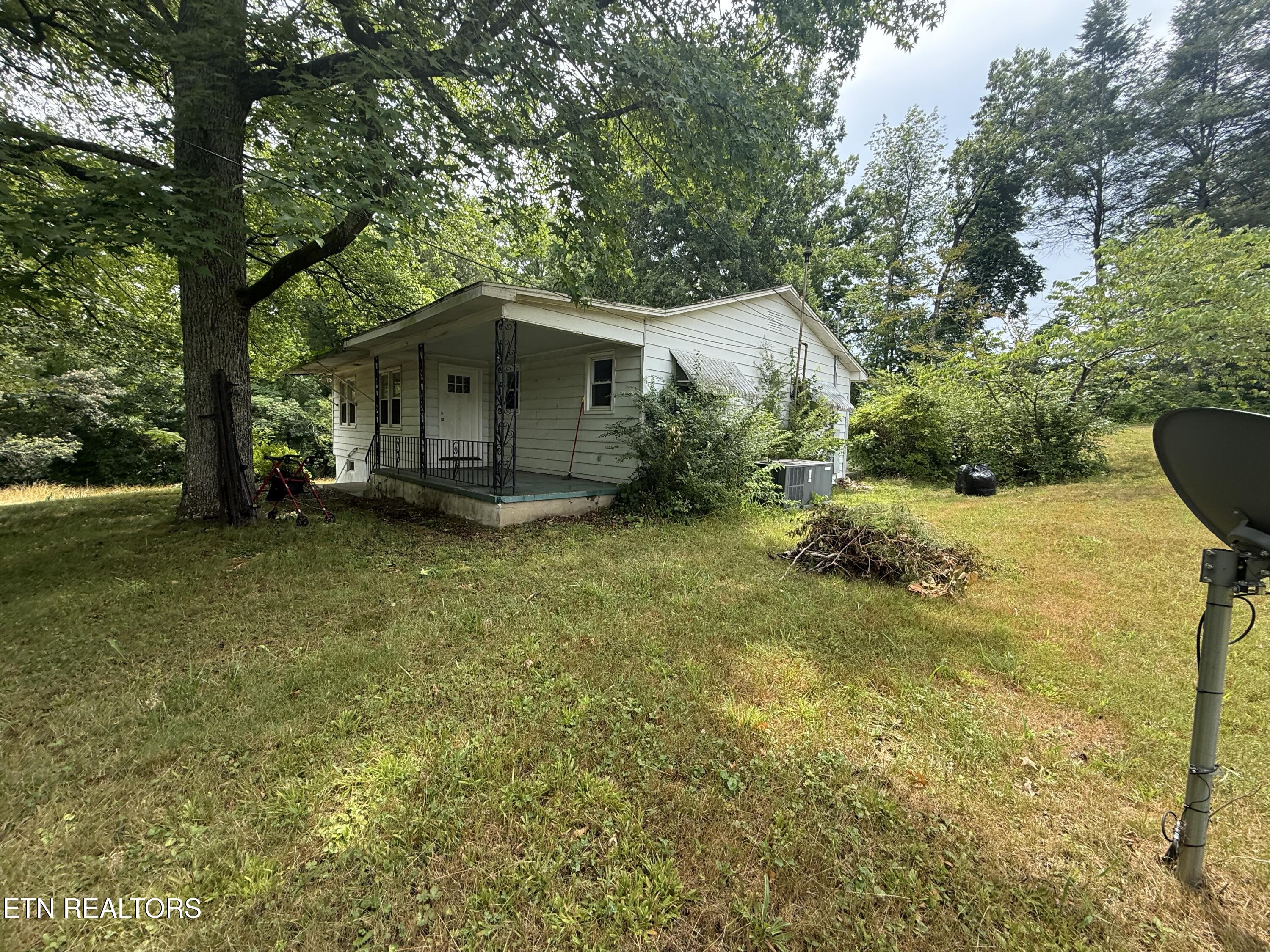 231 Airport Road Oliver Springs TN 37840