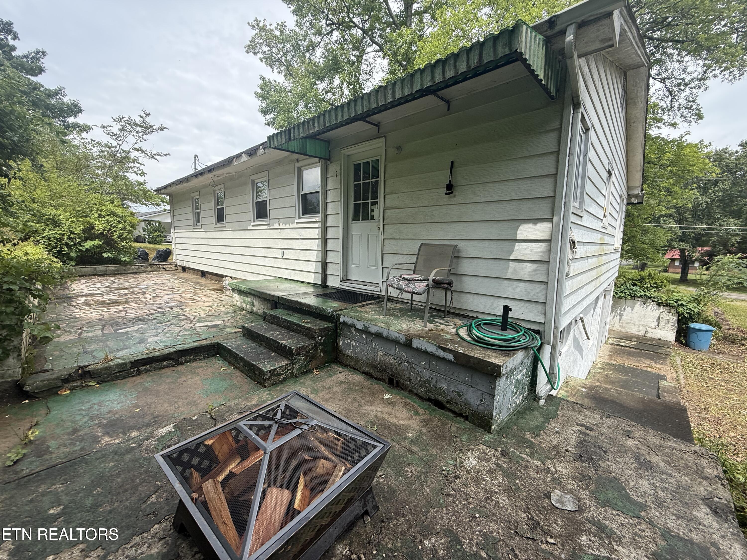231 Airport Road Oliver Springs TN 37840