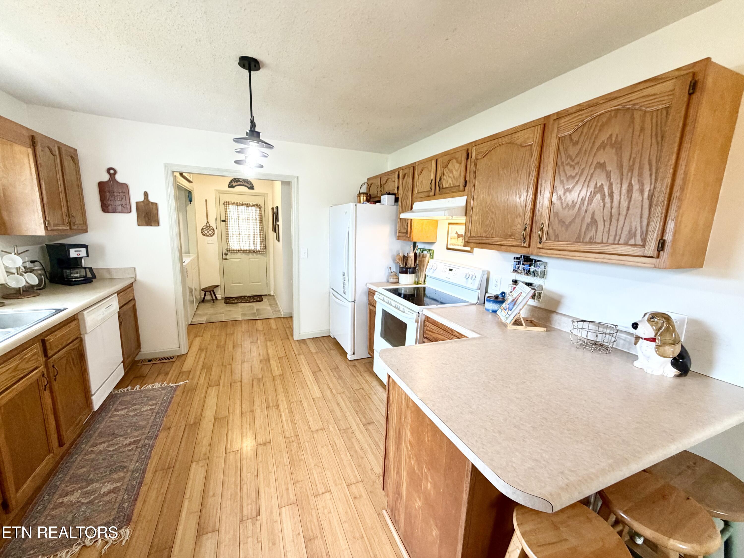 2022 Back Valley Road Speedwell TN 37870