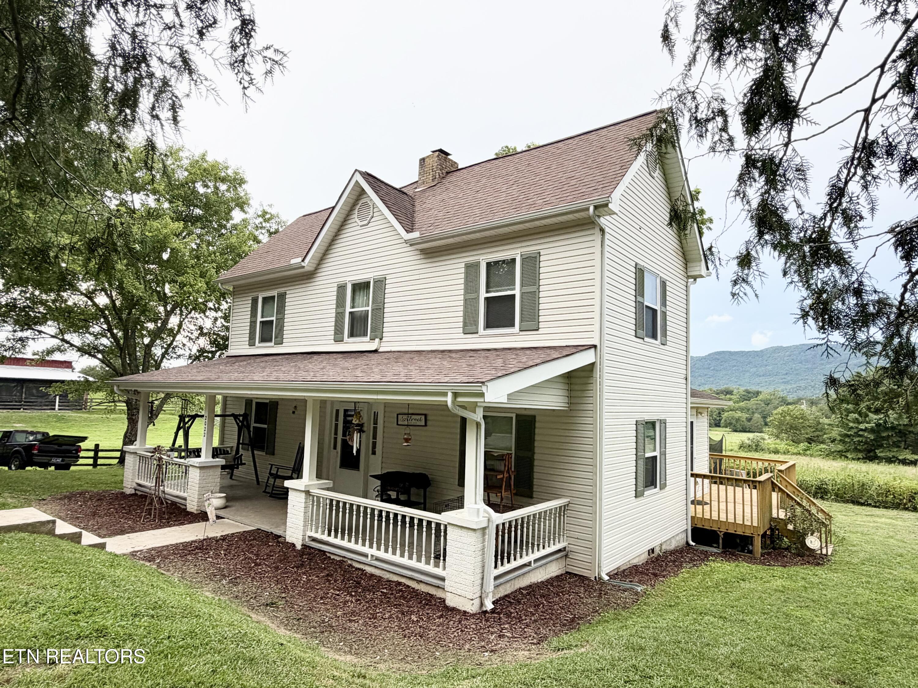 2022 Back Valley Road Speedwell TN 37870