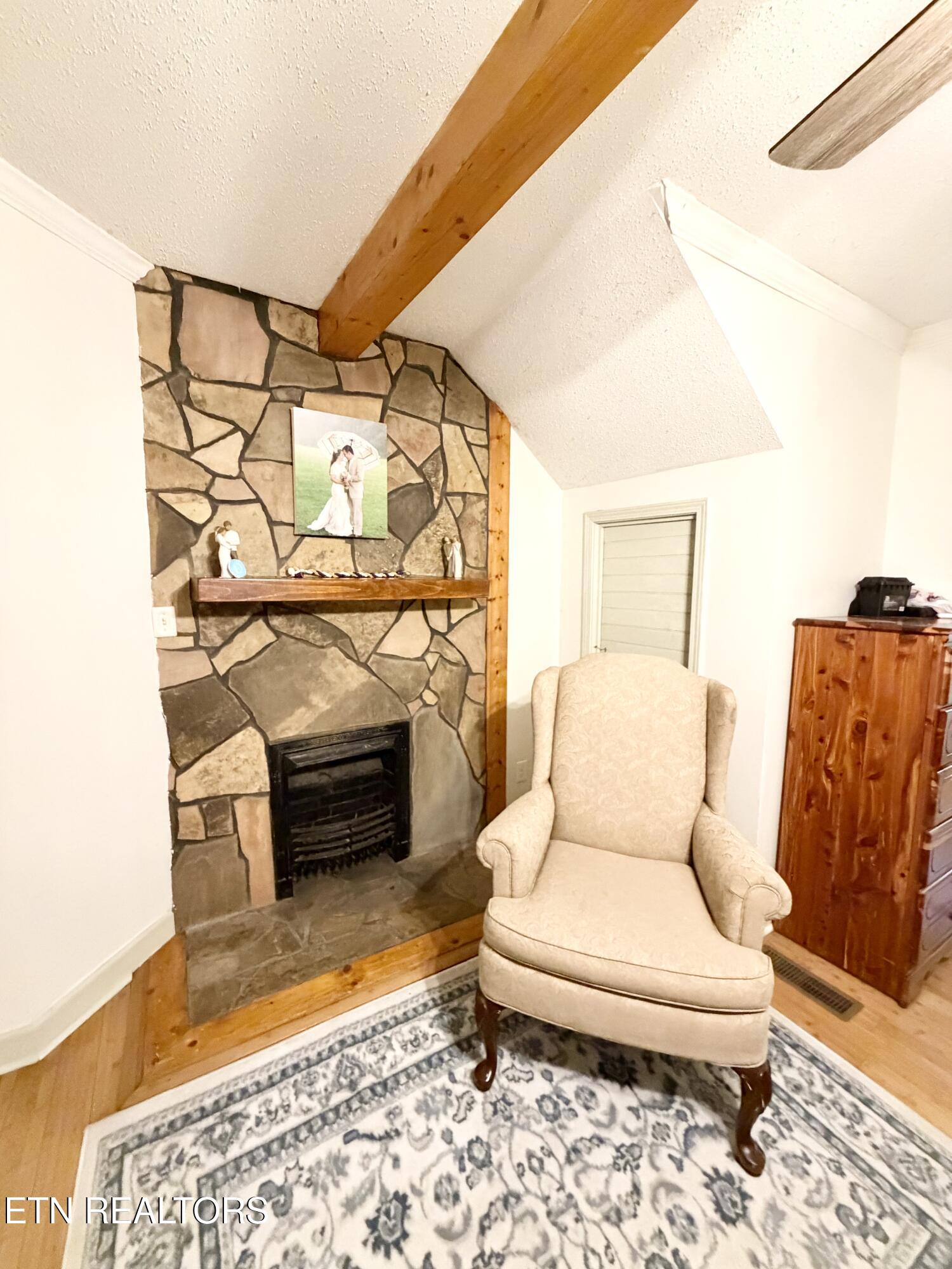 2022 Back Valley Road Speedwell TN 37870