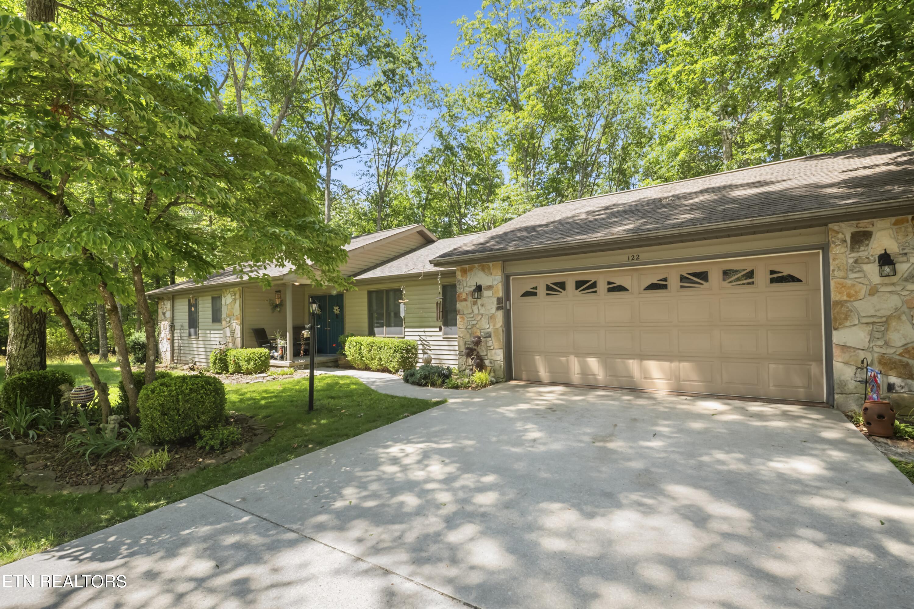 122 Glenwood Drive Crossville TN 38558