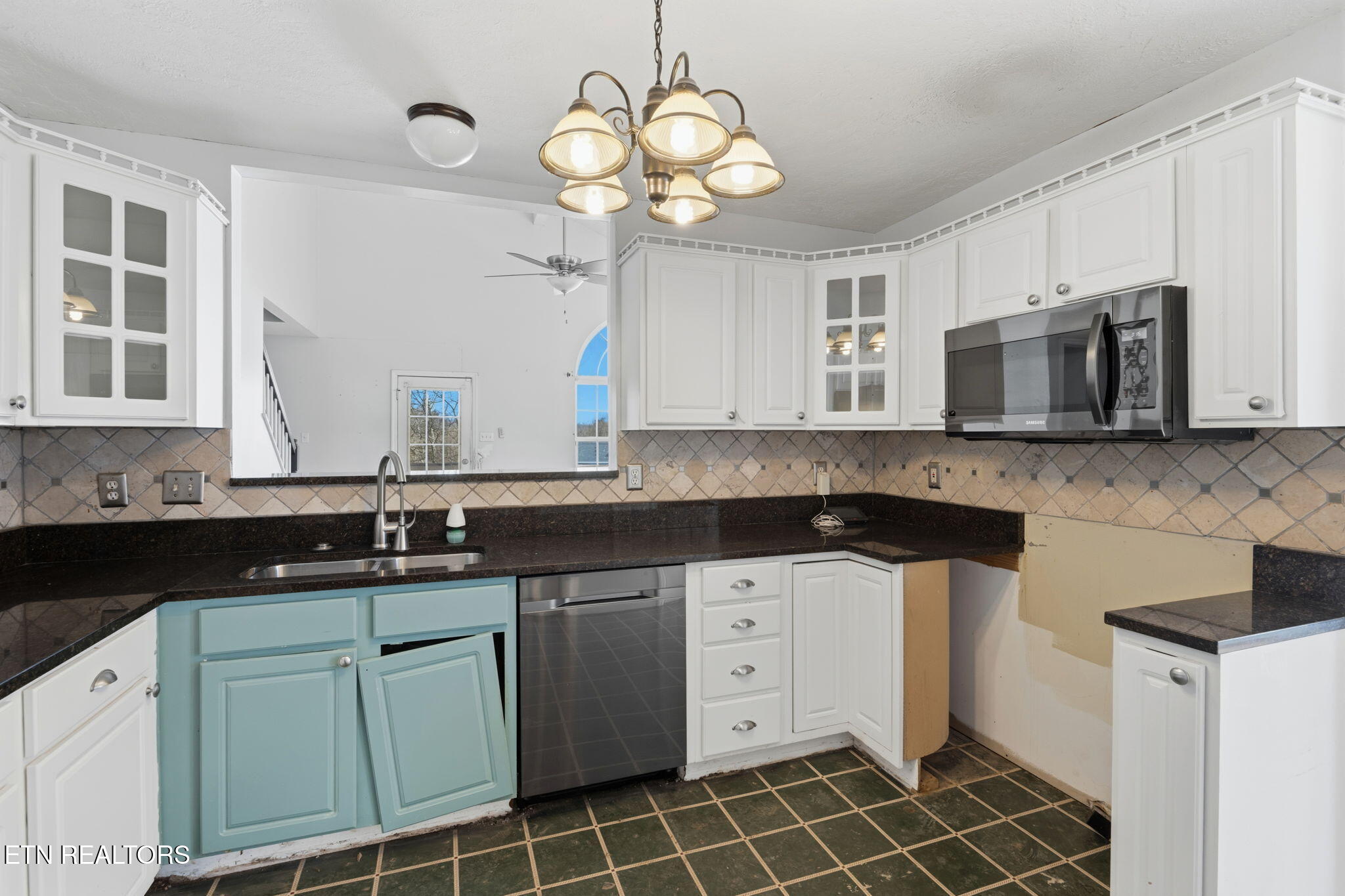 7123 Windwhisper Boulevard Knoxville TN 37924