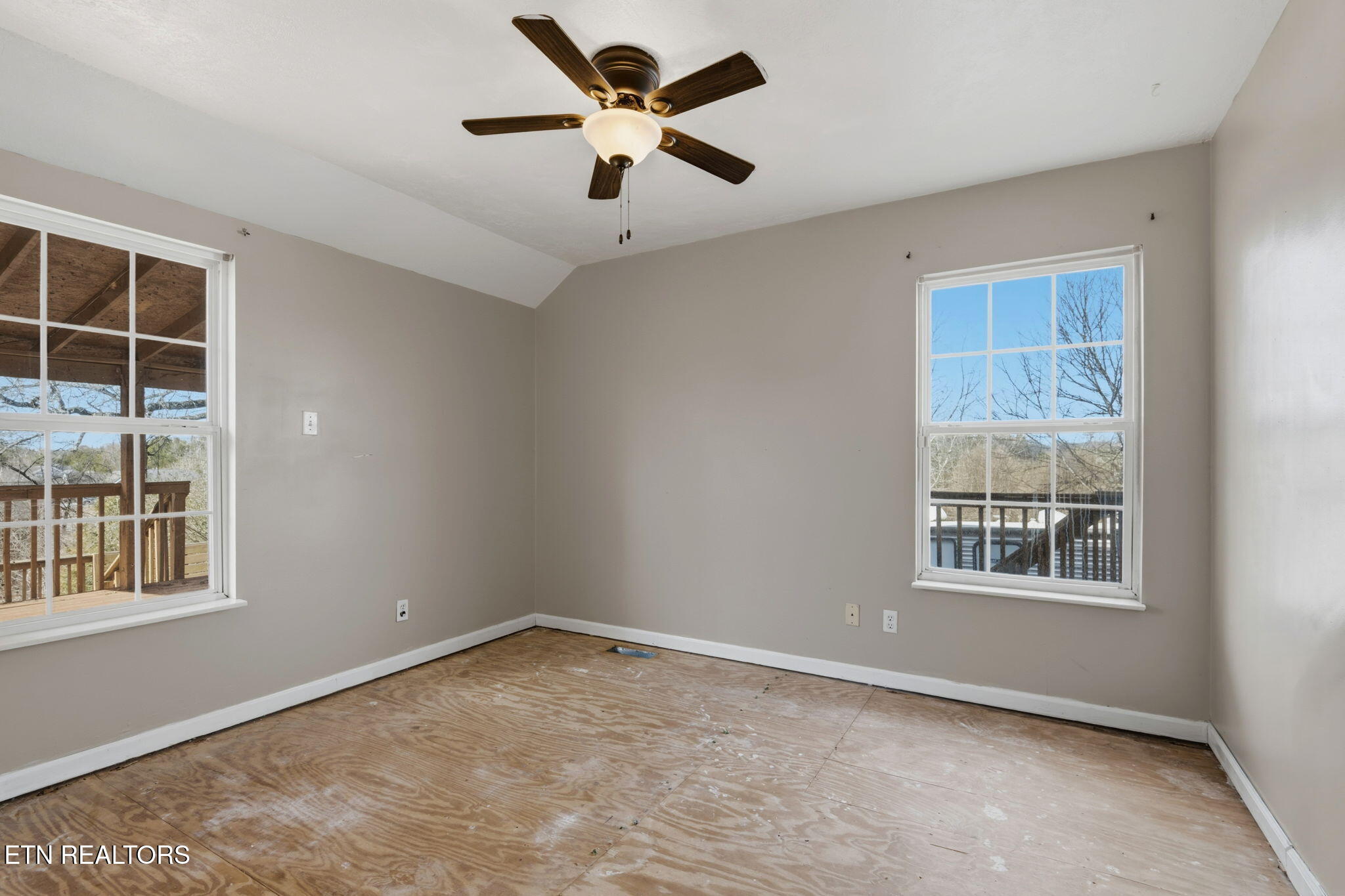 7123 Windwhisper Boulevard Knoxville TN 37924