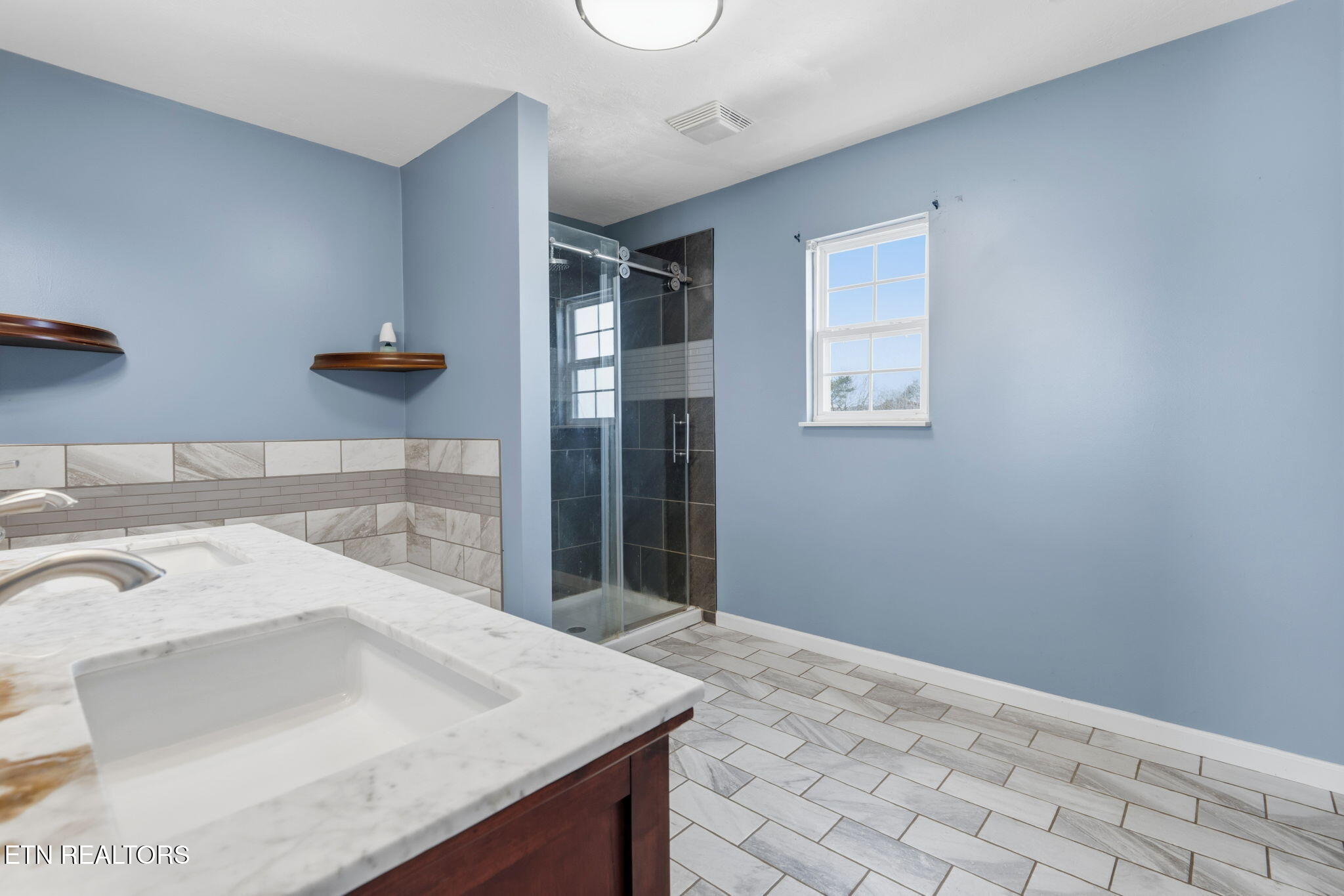 7123 Windwhisper Boulevard Knoxville TN 37924