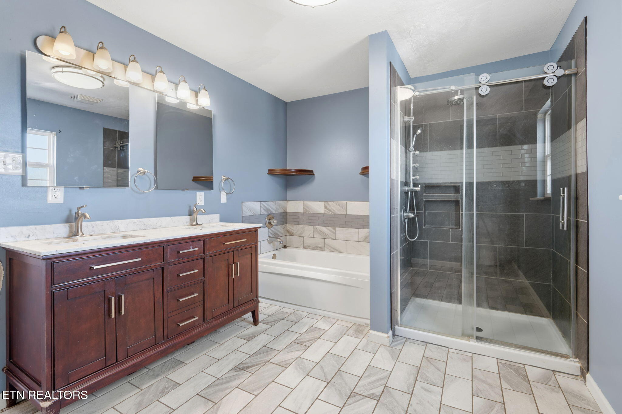 7123 Windwhisper Boulevard Knoxville TN 37924