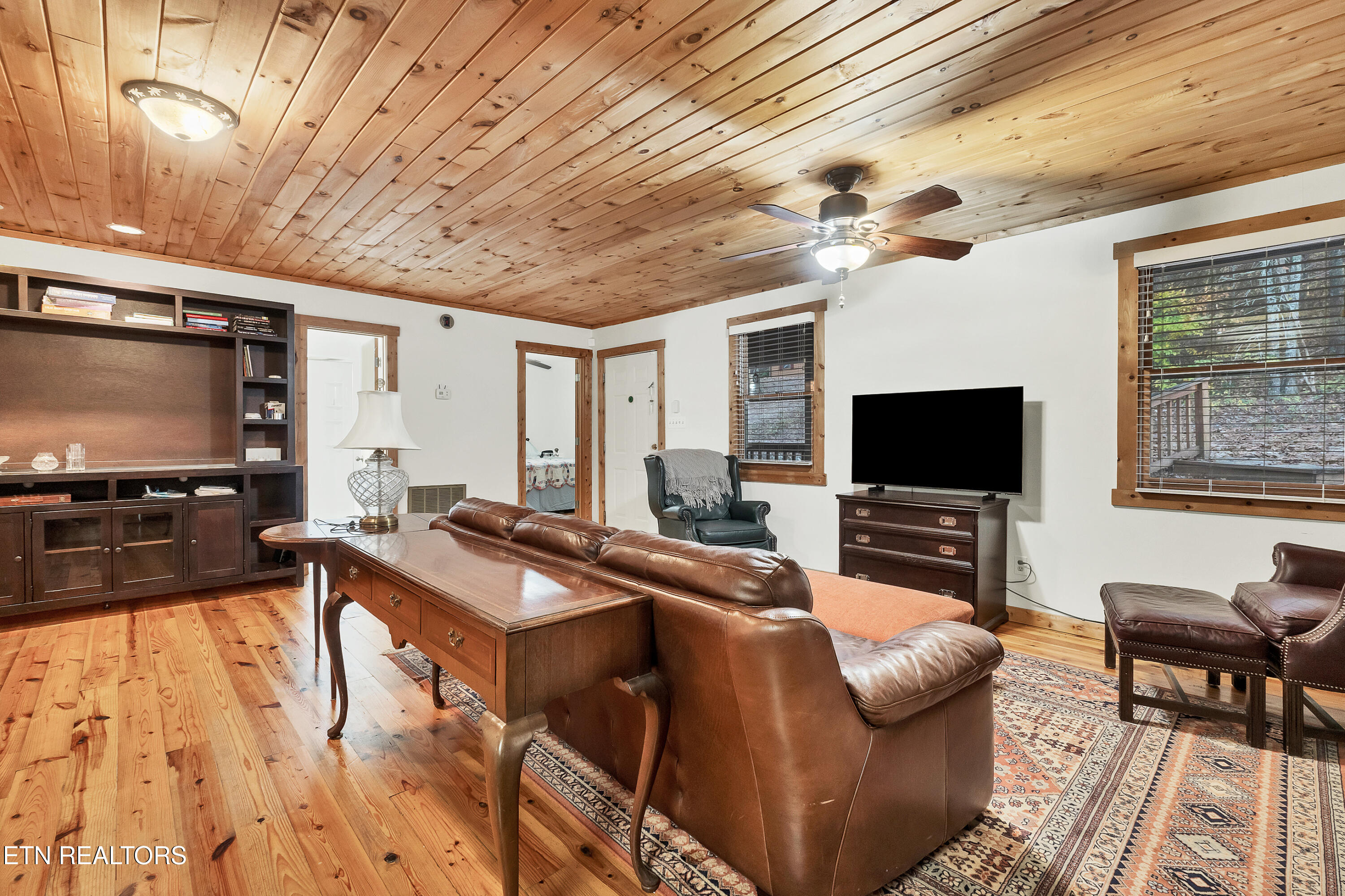 832 Christy Lane Townsend TN 37882