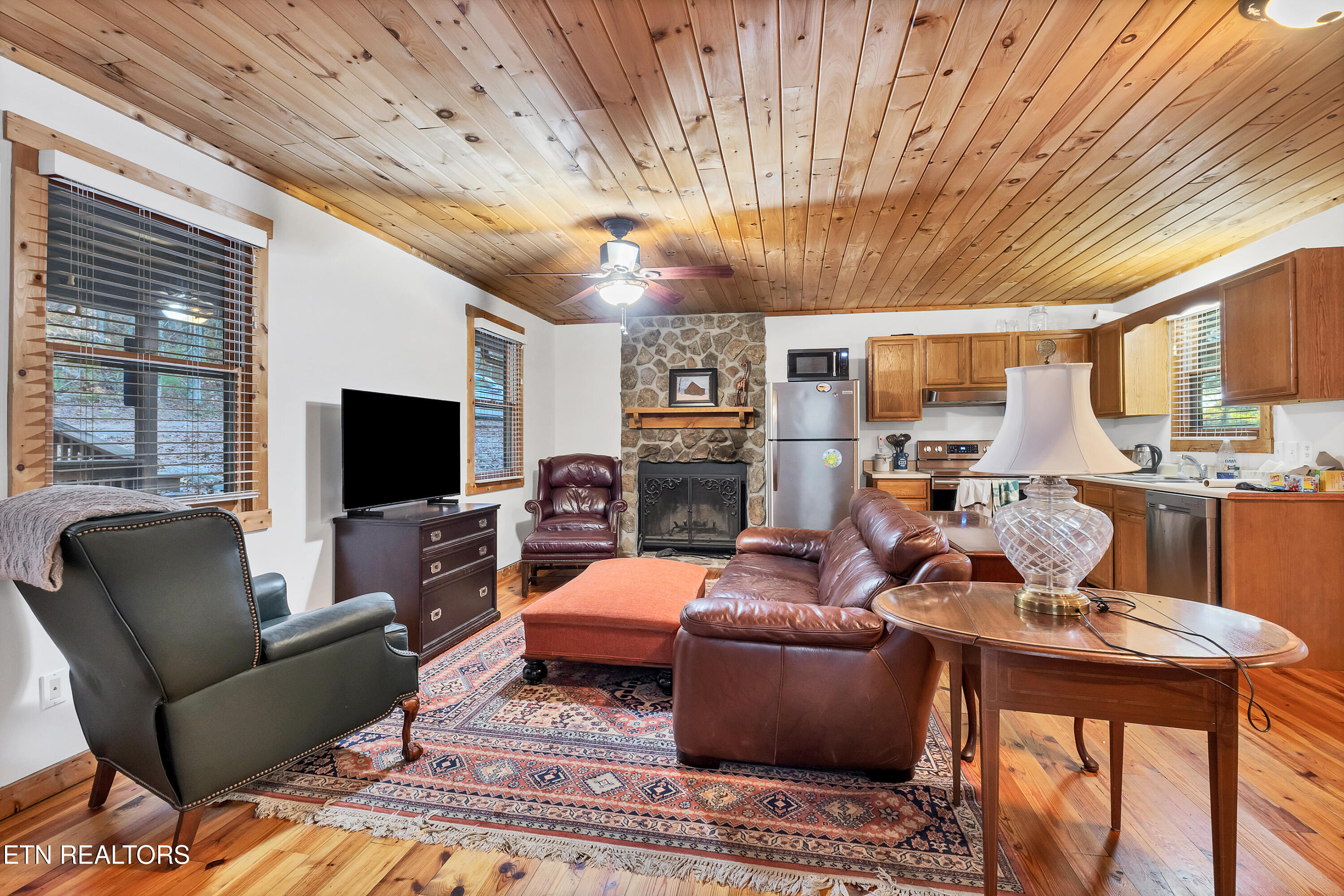 832 Christy Lane Townsend TN 37882