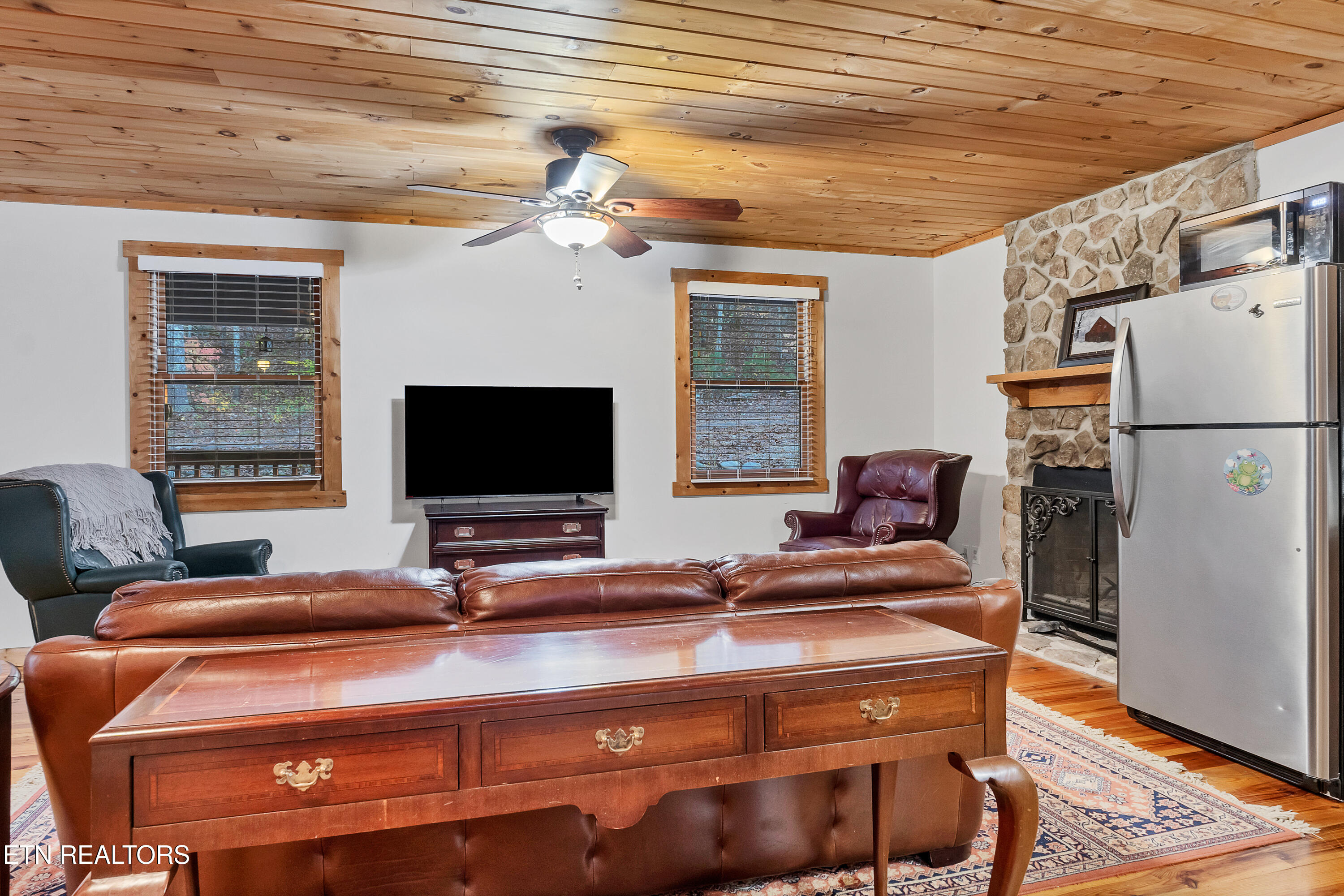 832 Christy Lane Townsend TN 37882