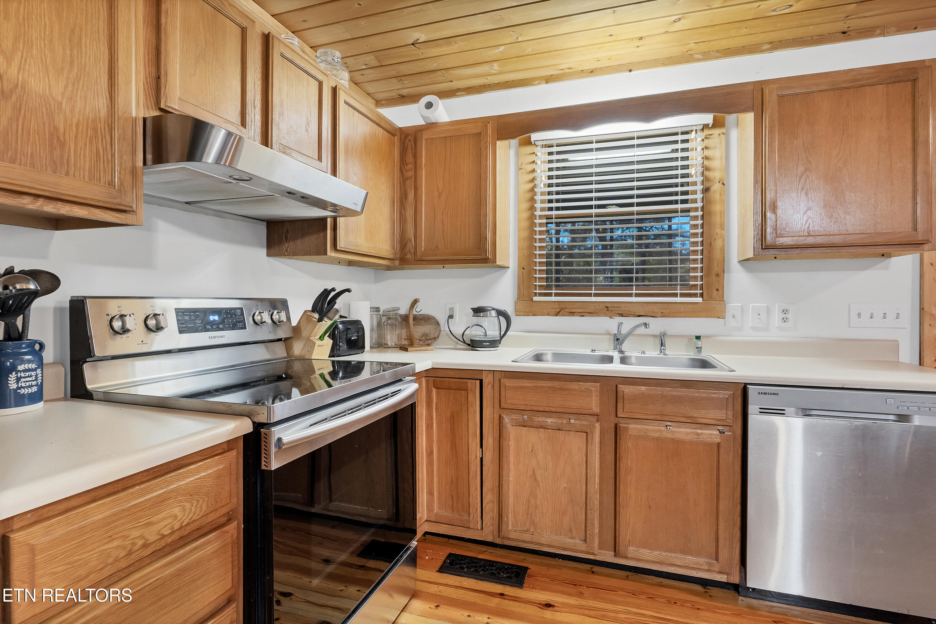 832 Christy Lane Townsend TN 37882