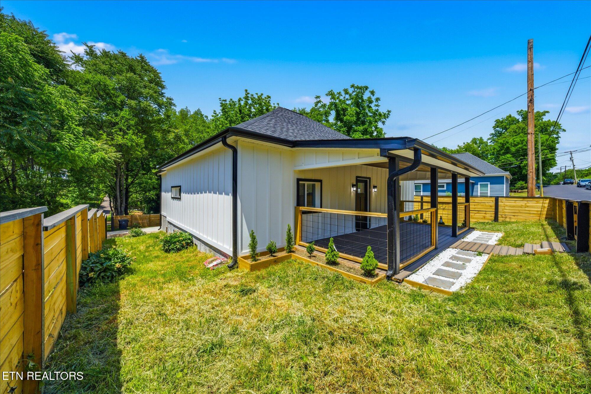 1141 Valley Avenue Knoxville TN 37920
