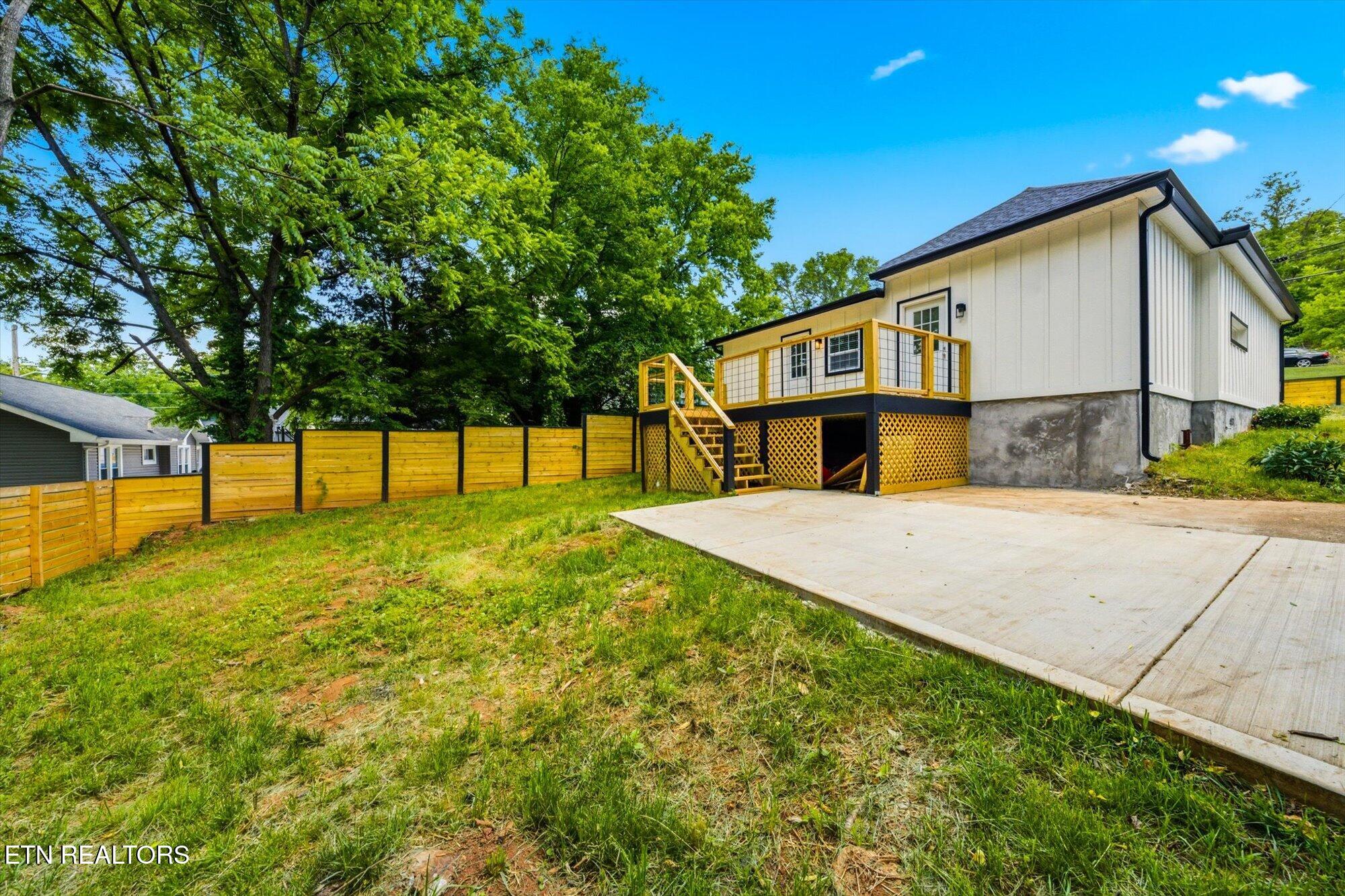 1141 Valley Avenue Knoxville TN 37920