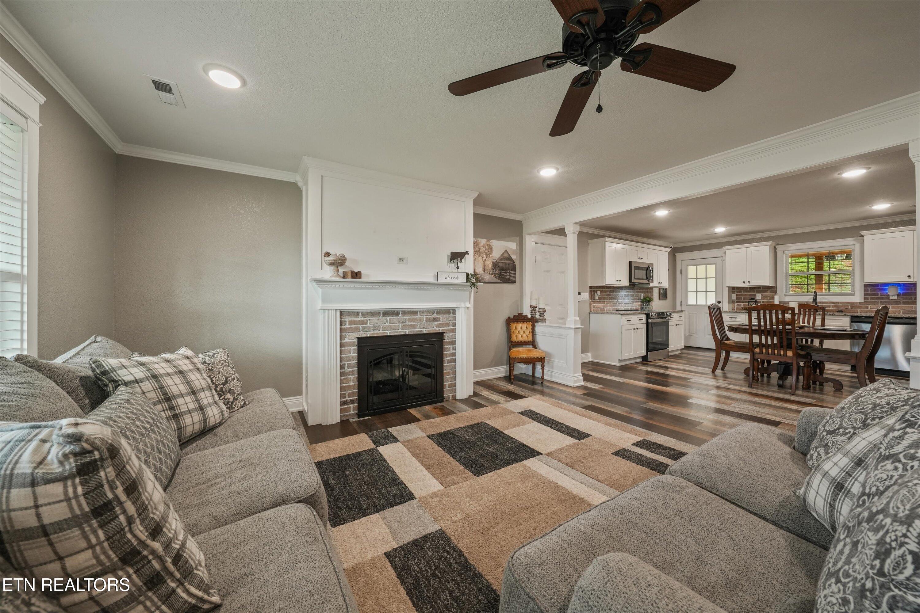 126 Zoe Circle Jacksboro TN 37757