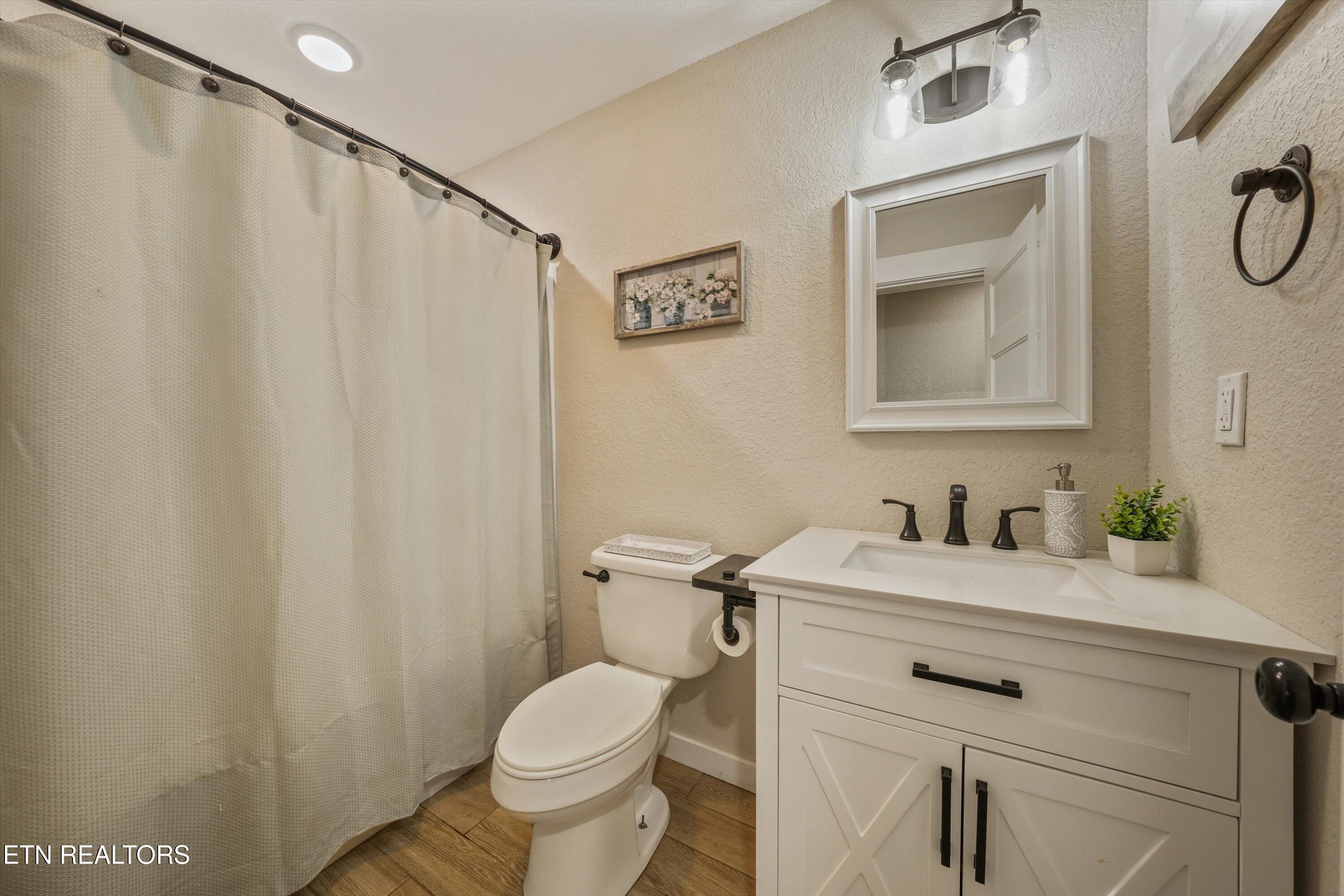 126 Zoe Circle Jacksboro TN 37757