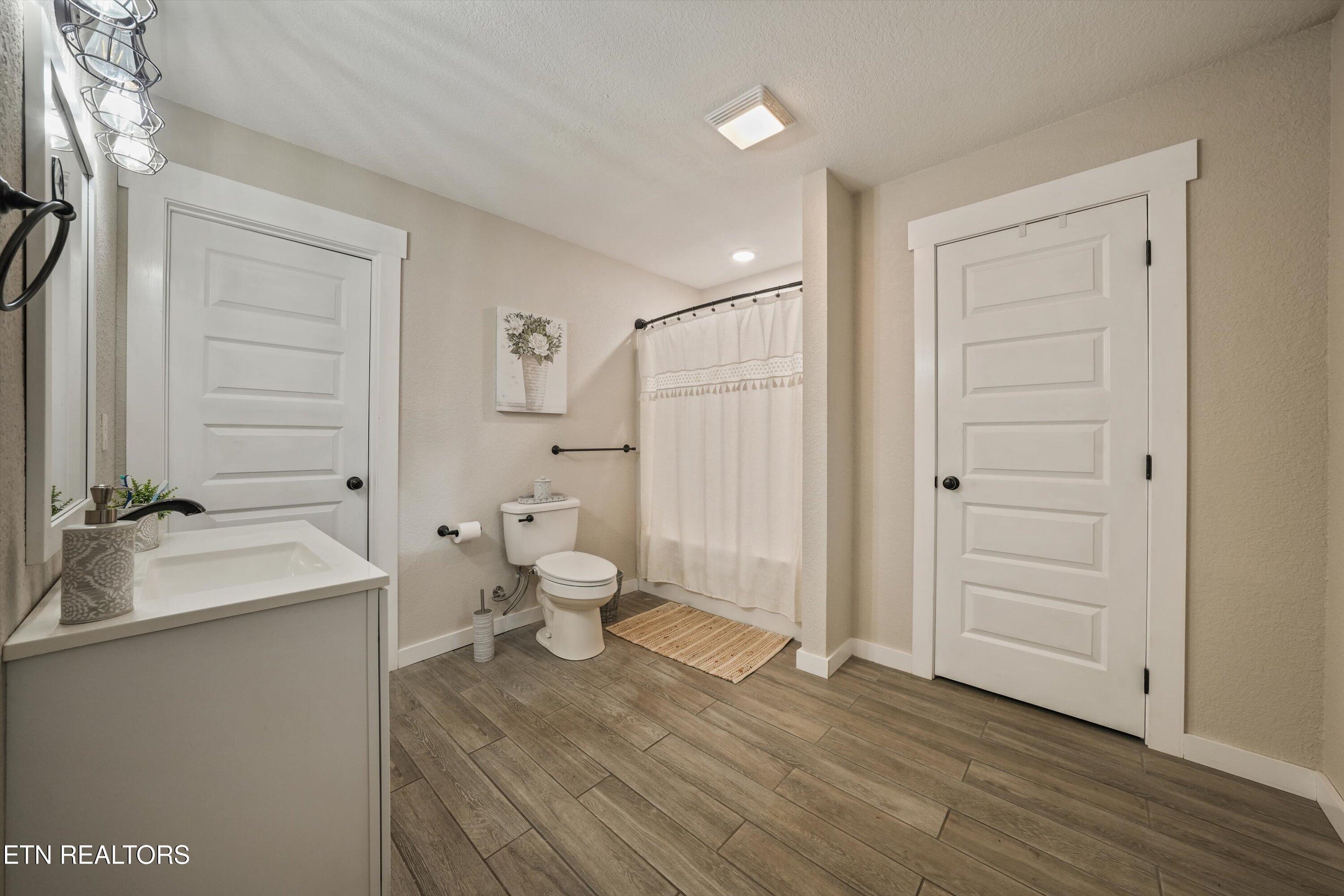 126 Zoe Circle Jacksboro TN 37757