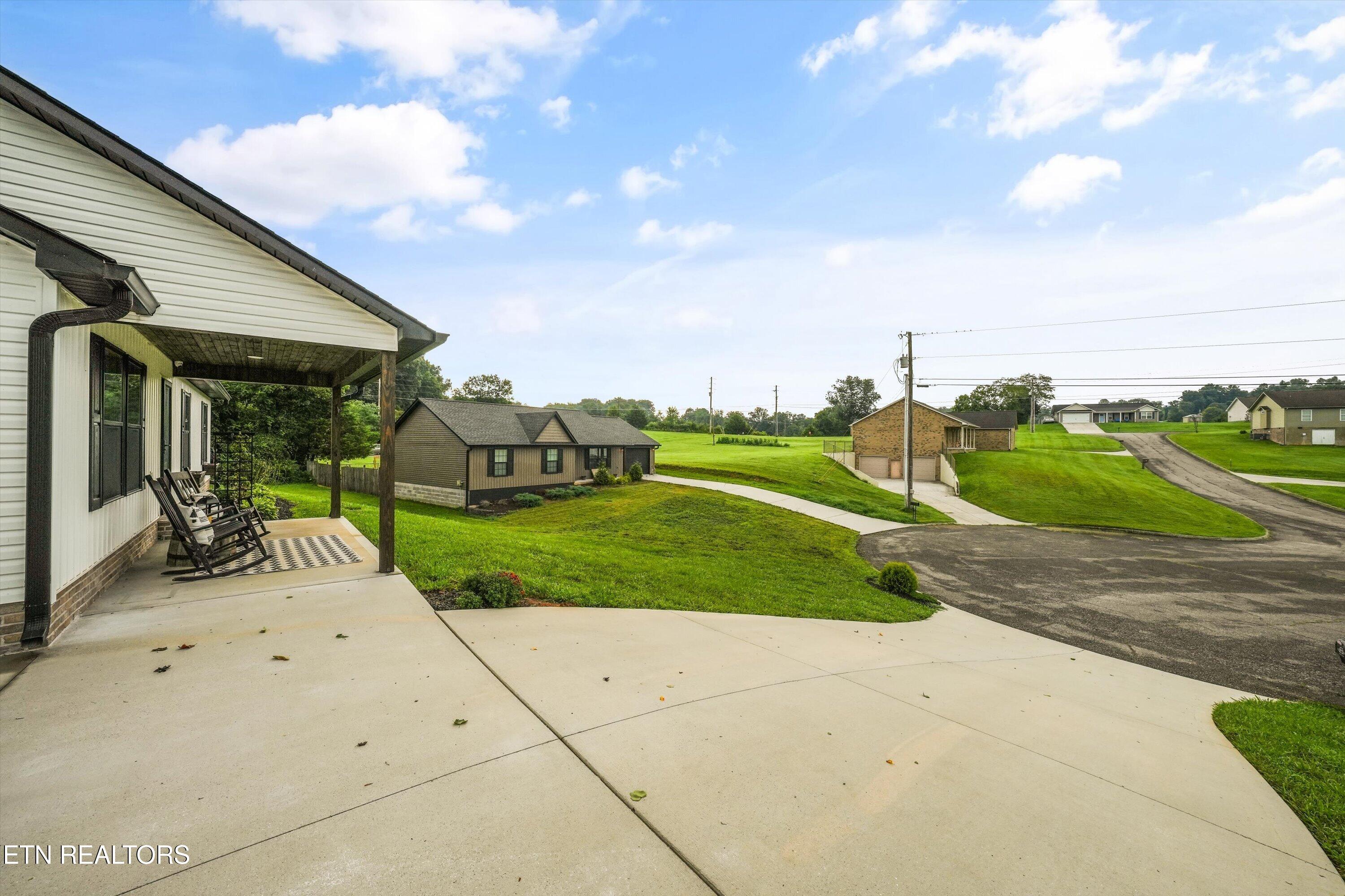 126 Zoe Circle Jacksboro TN 37757