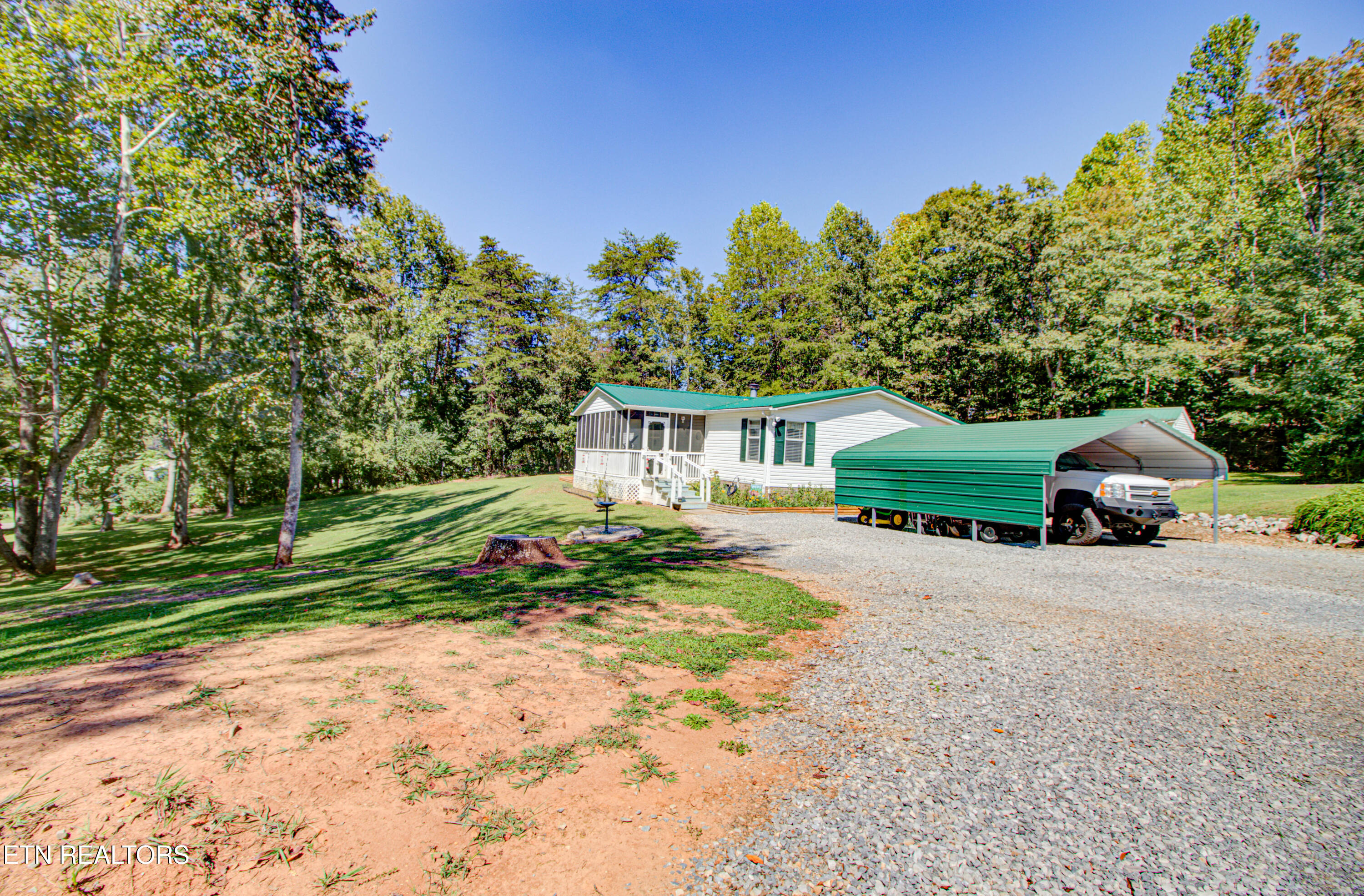 925 Cloyds Church Road Greenback TN 37742