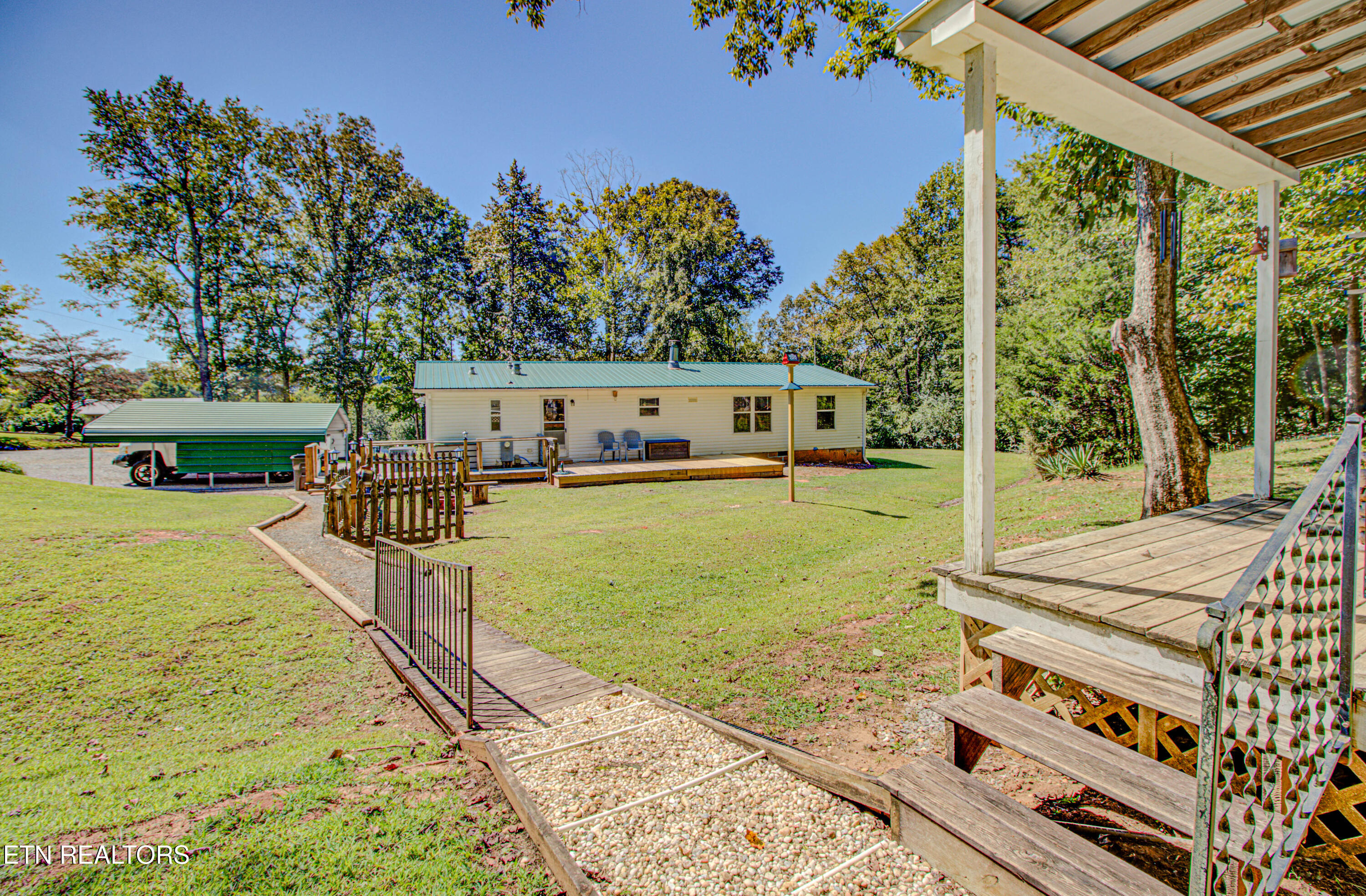 925 Cloyds Church Road Greenback TN 37742