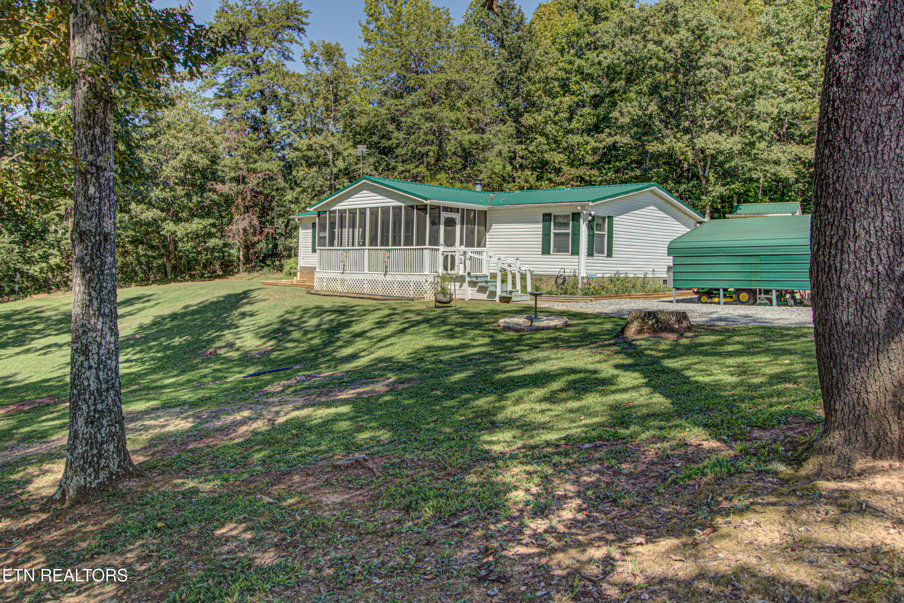 925 Cloyds Church Road Greenback TN 37742