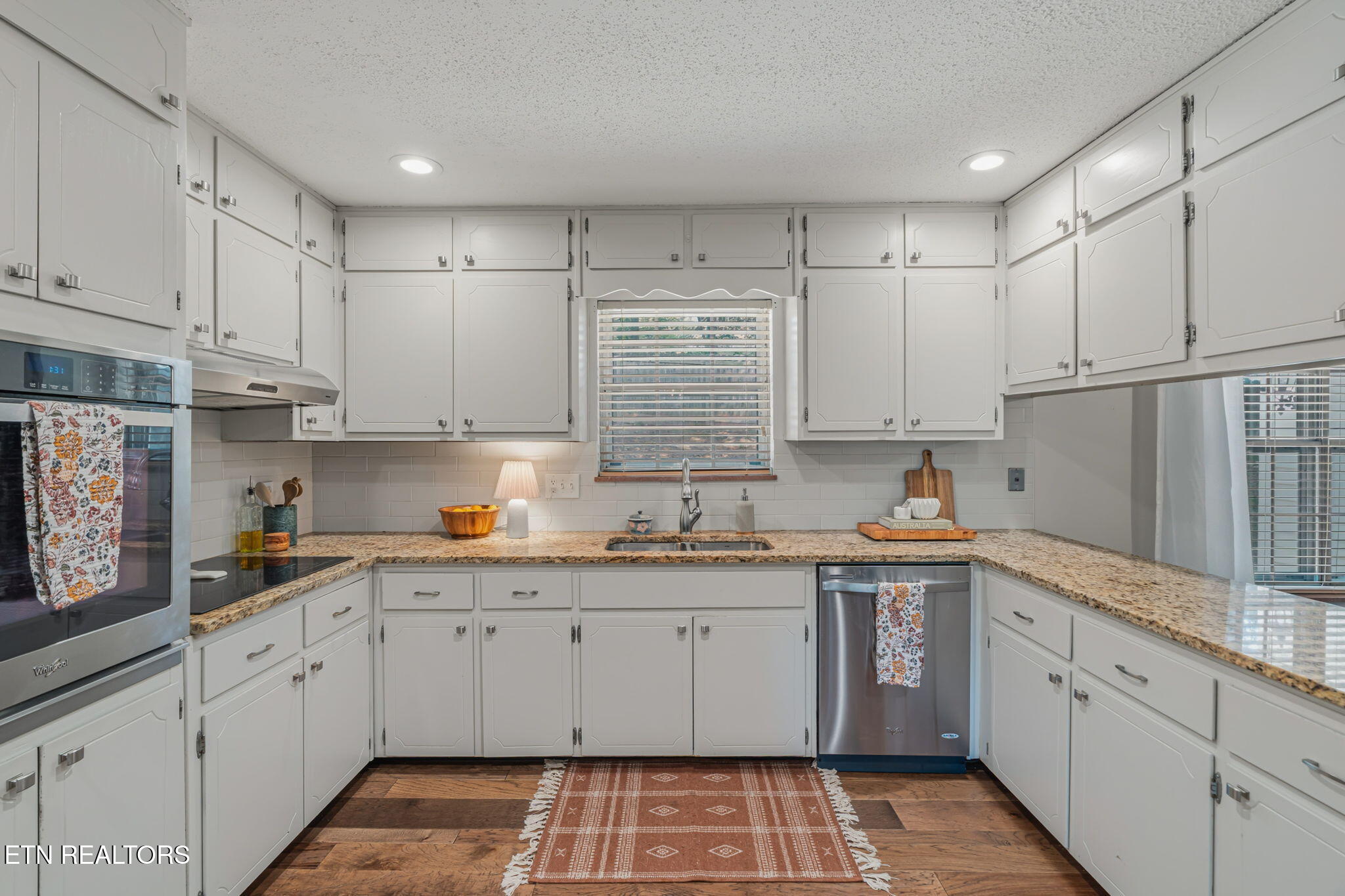 1804 Pinoak Court Knoxville TN 37923