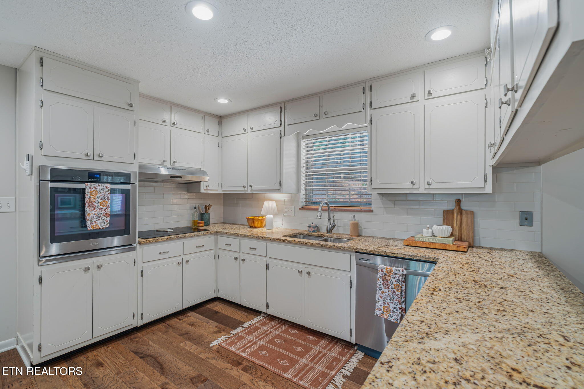 1804 Pinoak Court Knoxville TN 37923