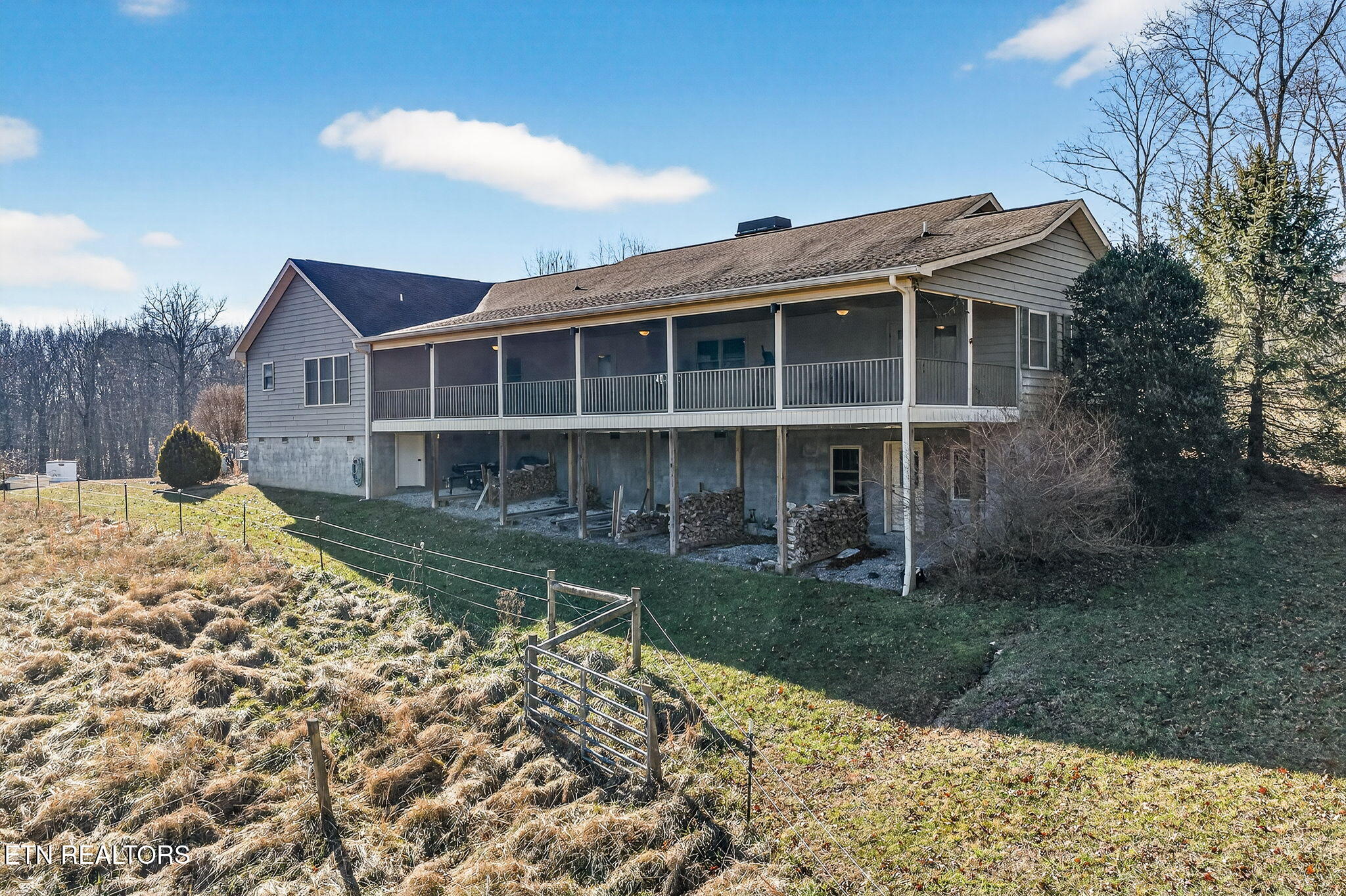 140 Cherry Ridge Road Jamestown TN 38556