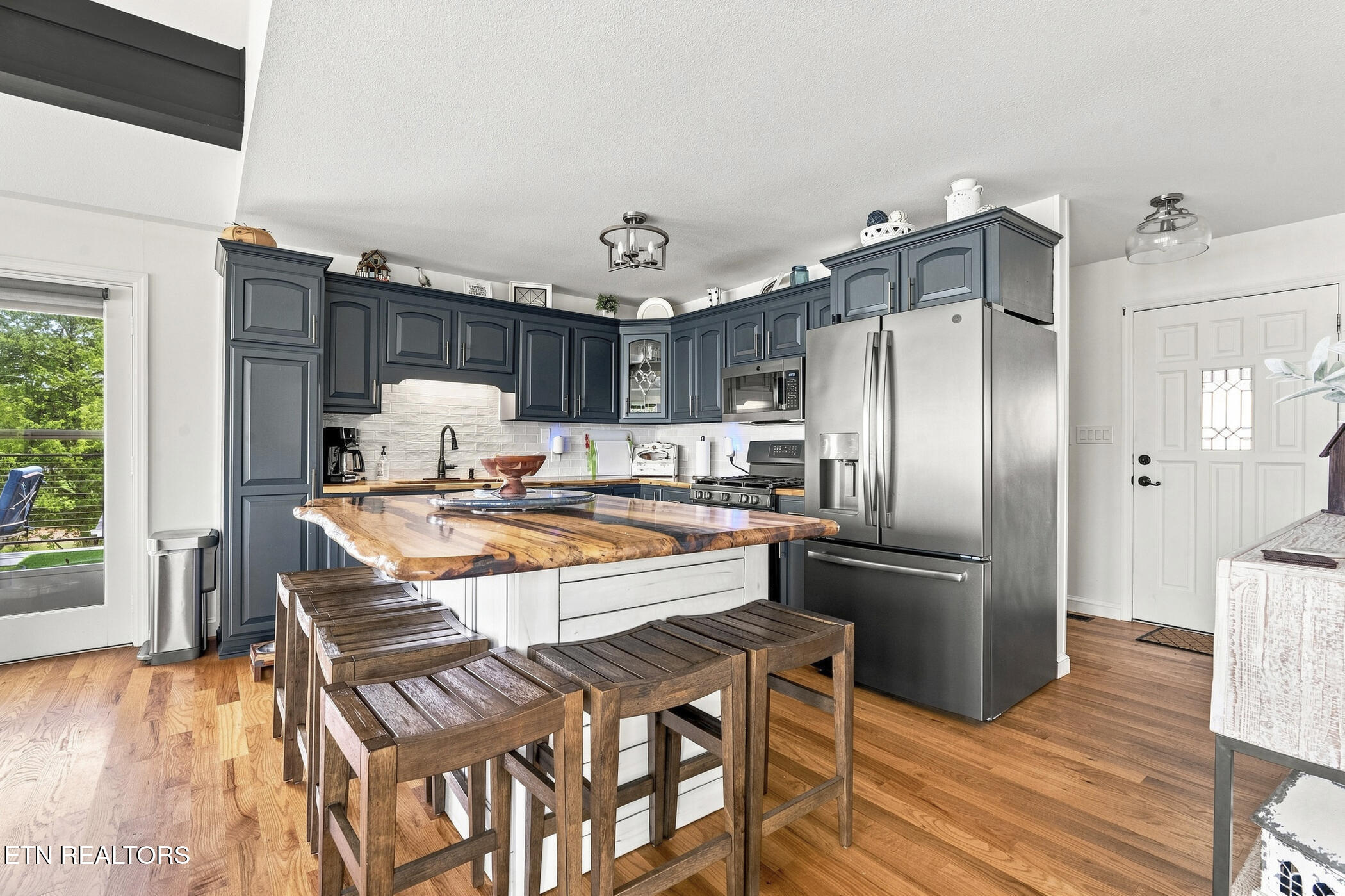 952 Leisure Lane Sevierville TN 37876