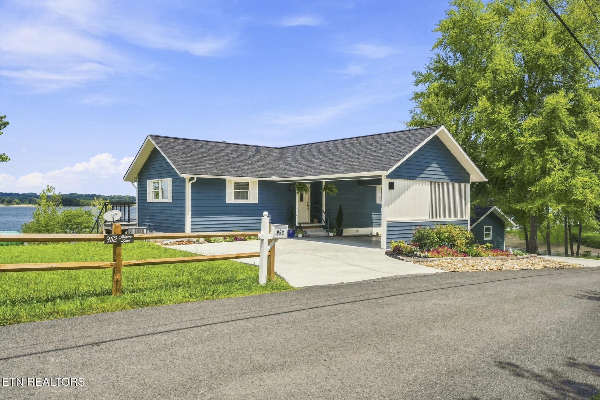 952 Leisure Lane Sevierville TN 37876