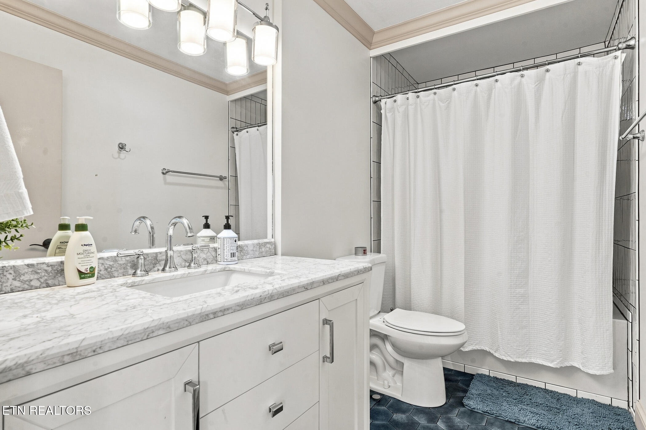 952 Leisure Lane Sevierville TN 37876
