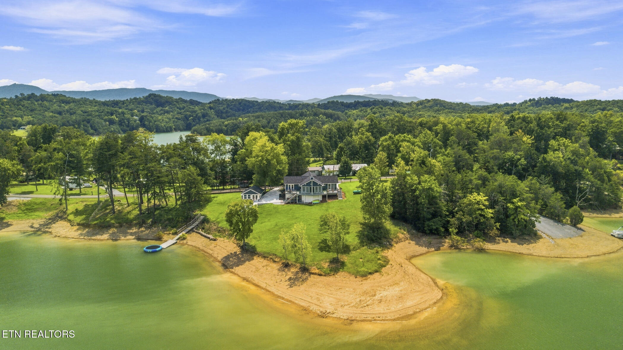 952 Leisure Lane Sevierville TN 37876