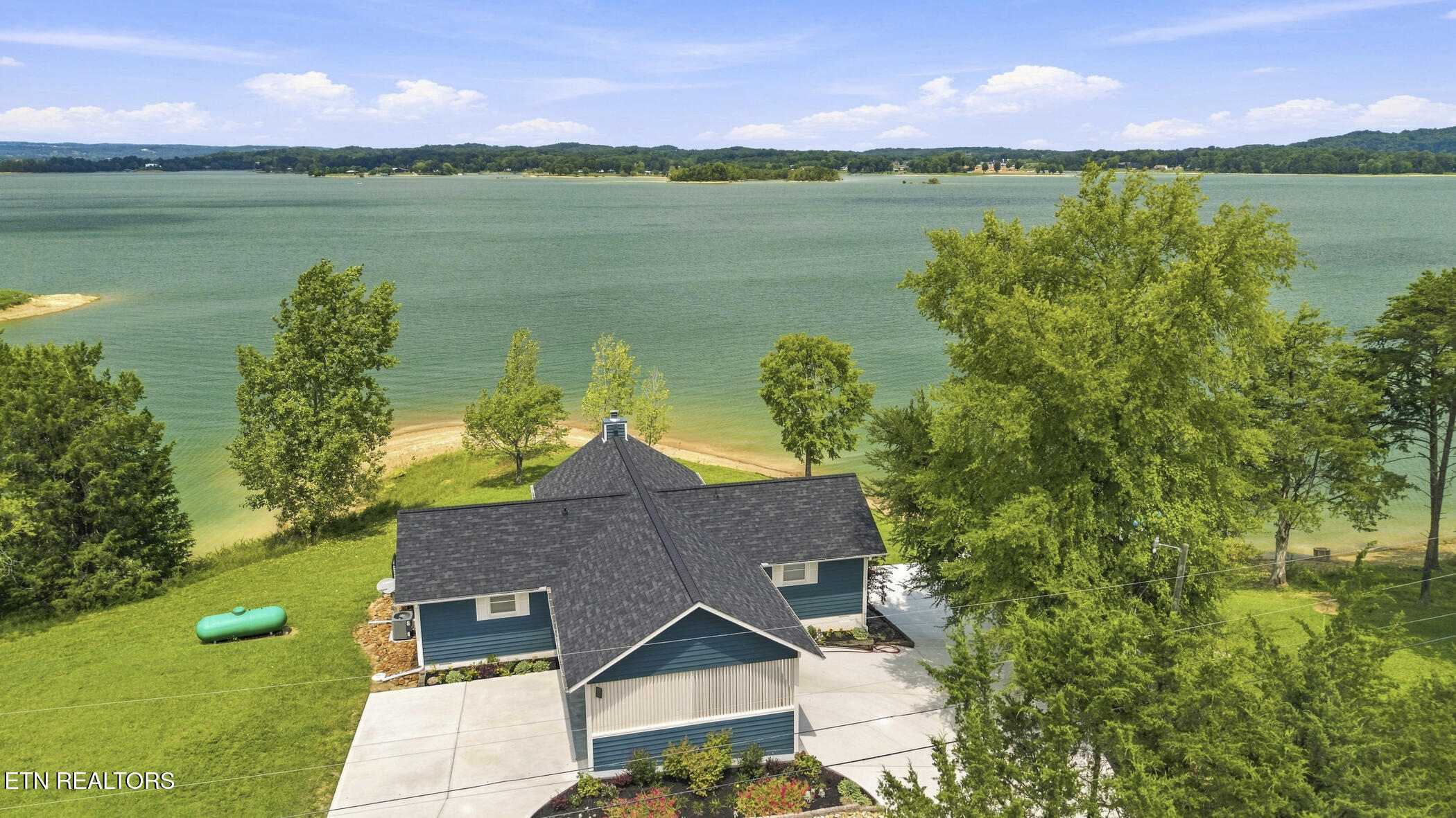 952 Leisure Lane Sevierville TN 37876