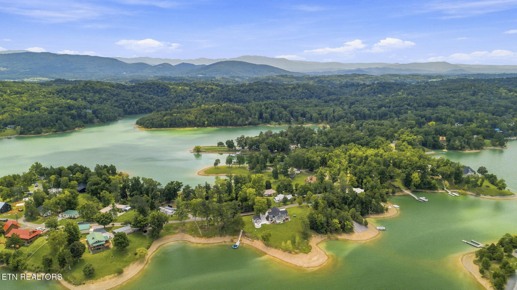 952 Leisure Lane Sevierville TN 37876
