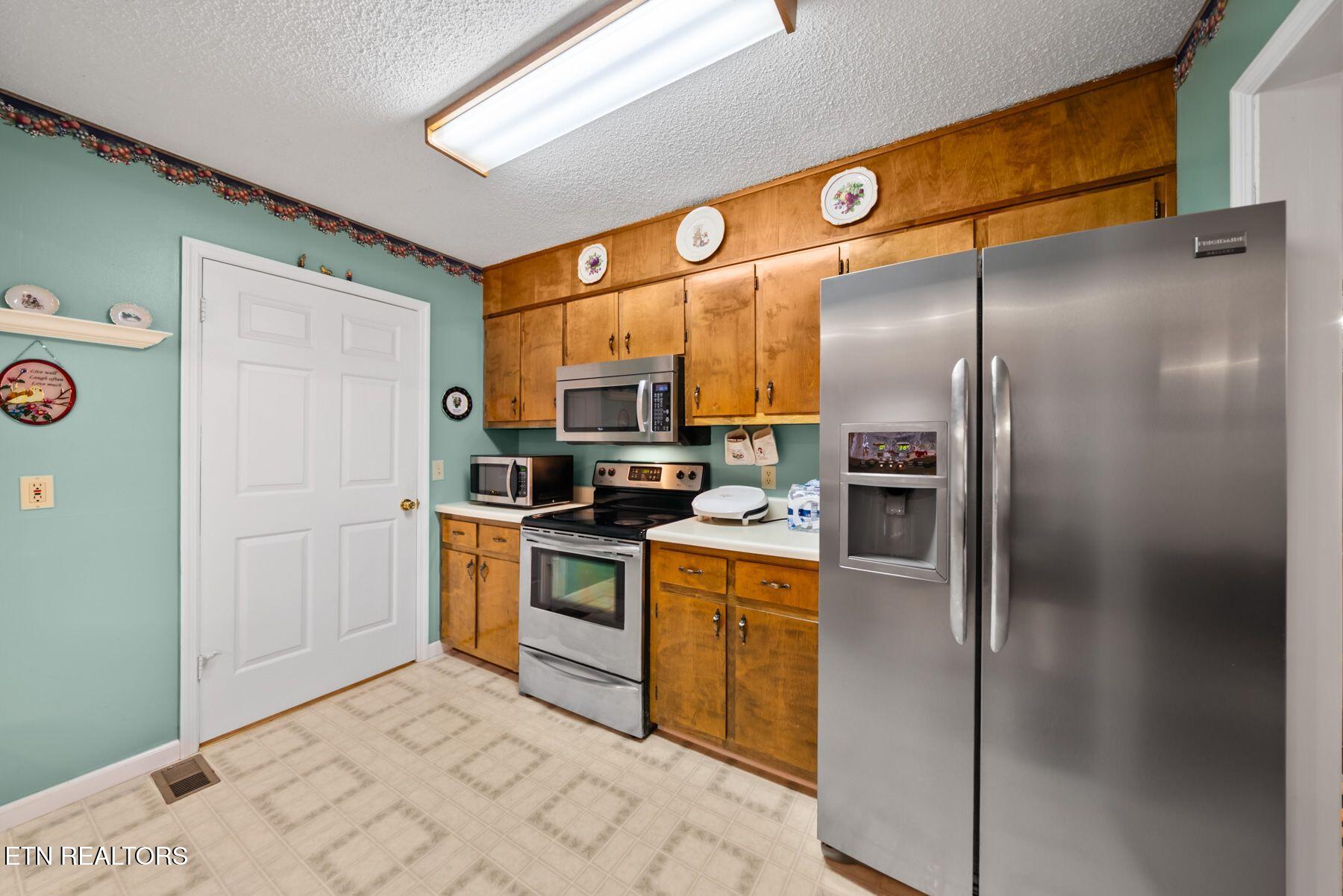 6203 Highway 127 S Crossville TN 38572