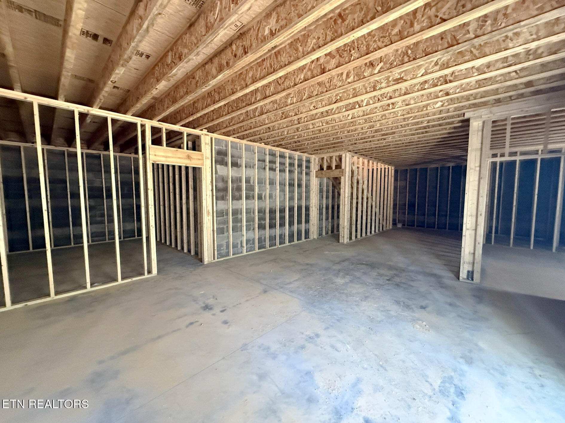 153 Natchez Circle Crossville TN 38558