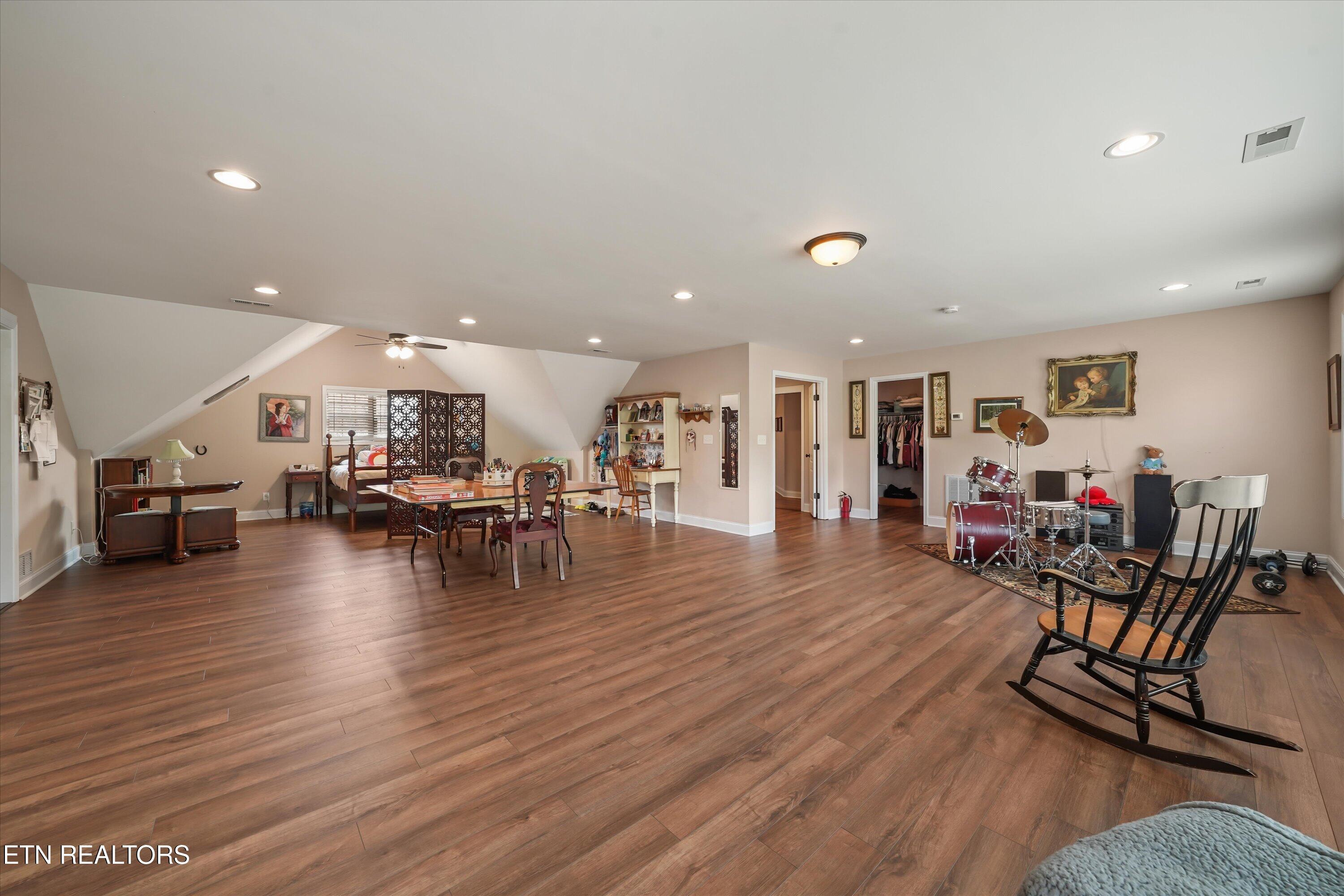 714 Kennesaw Lane Lenoir City TN 37771