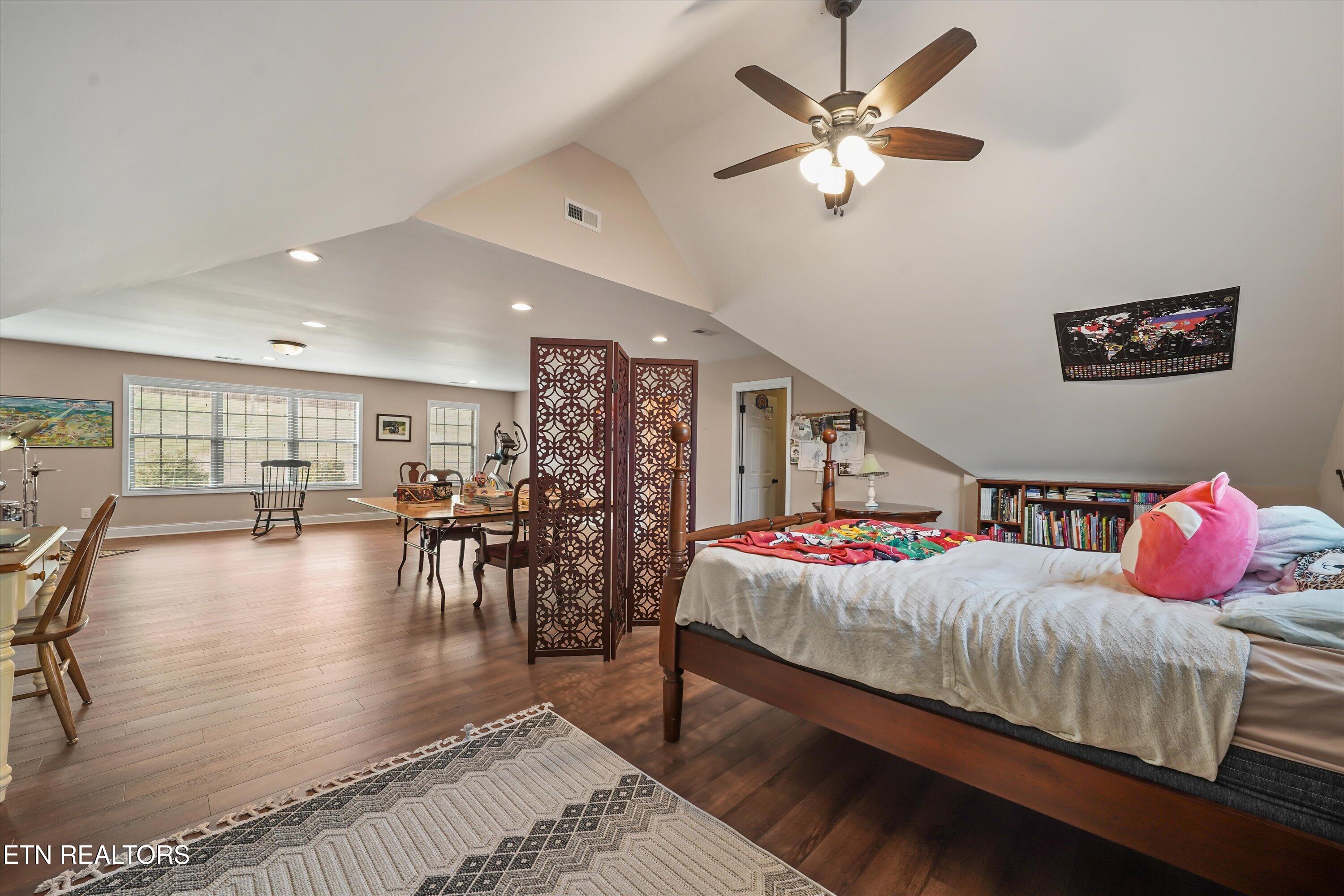 714 Kennesaw Lane Lenoir City TN 37771