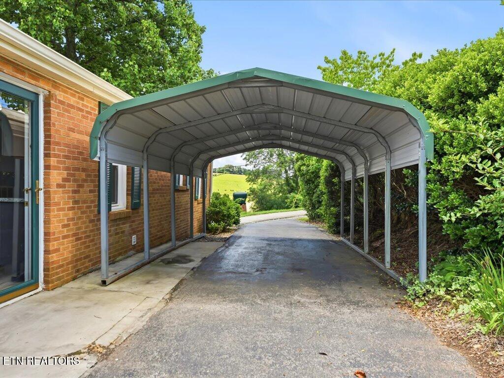 818 Guy Collins Road Morristown TN 37813