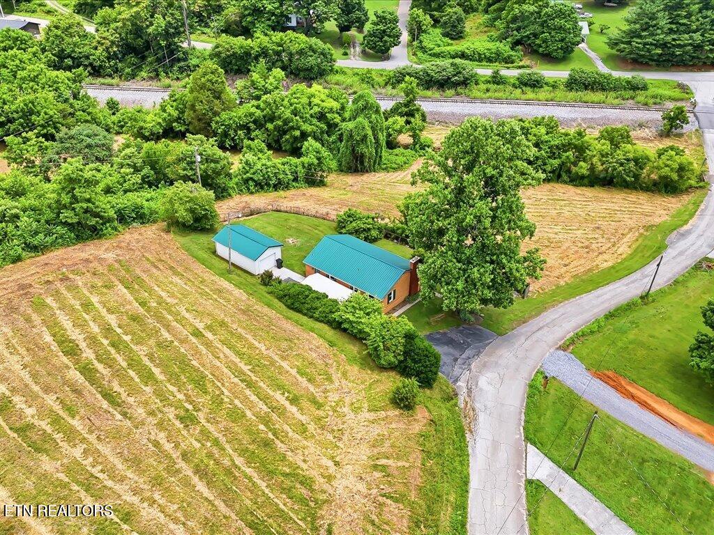 818 Guy Collins Road Morristown TN 37813