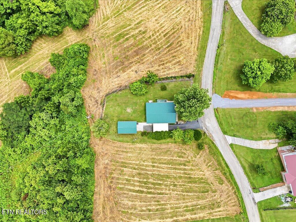 818 Guy Collins Road Morristown TN 37813