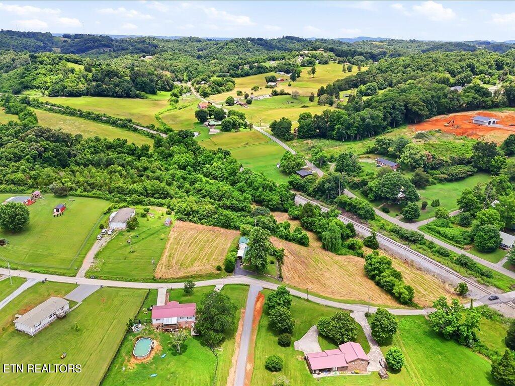 818 Guy Collins Road Morristown TN 37813