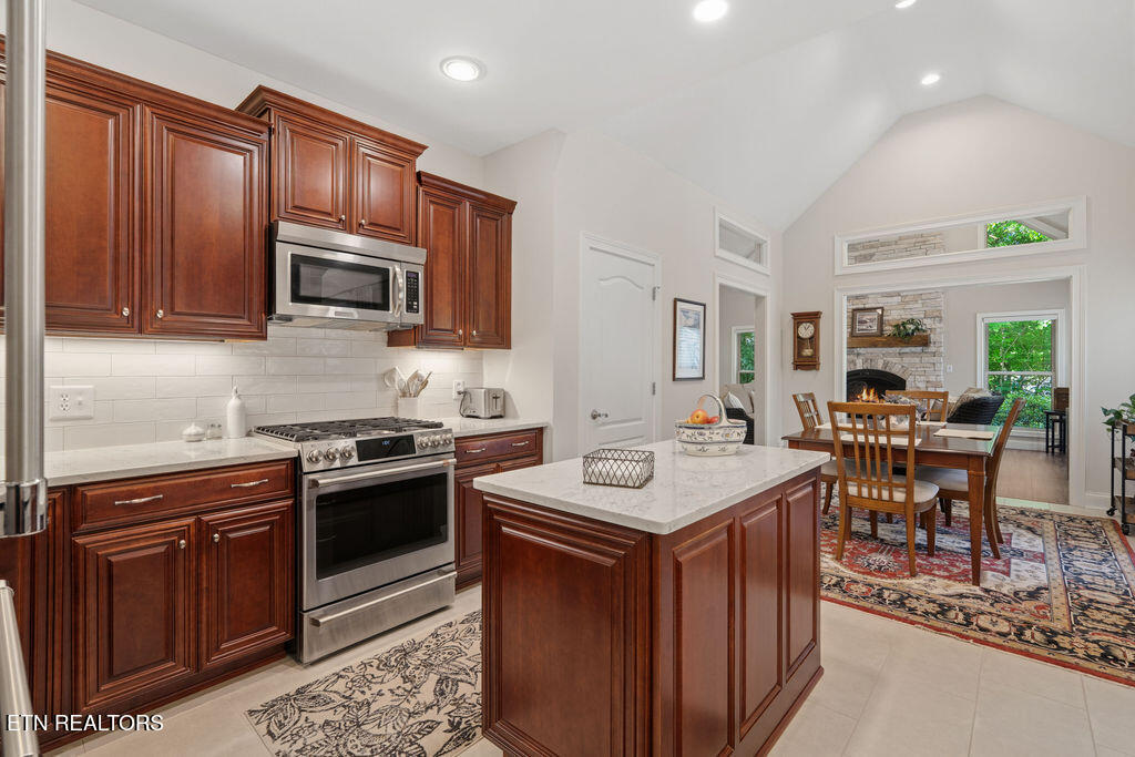 306 Inagehi Lane Loudon TN 37774