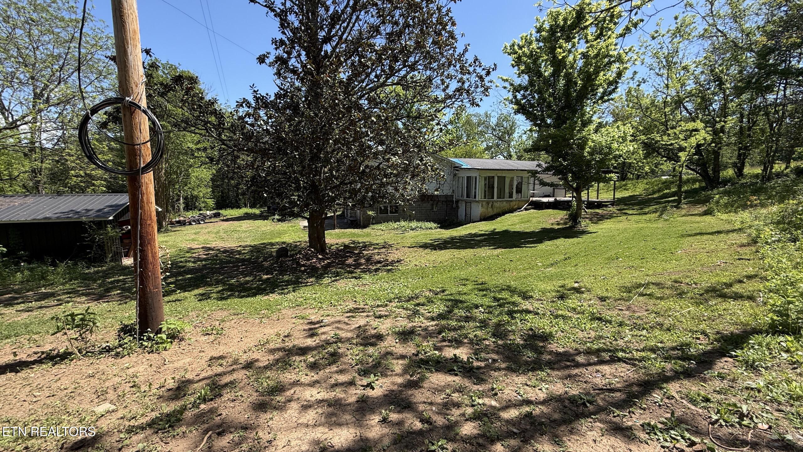 132 Lanes Bluff Road Clinton TN 37716
