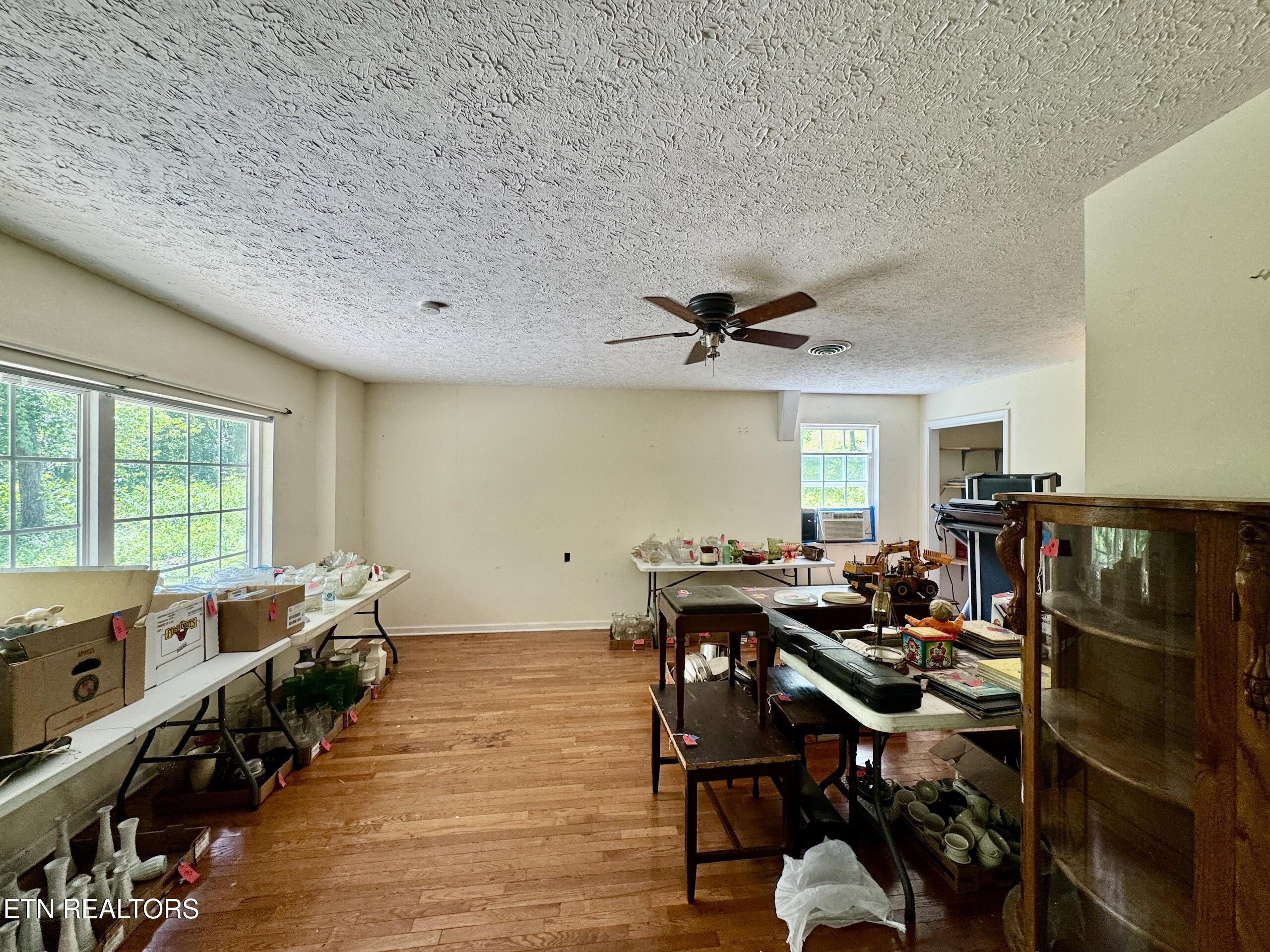132 Lanes Bluff Road Clinton TN 37716
