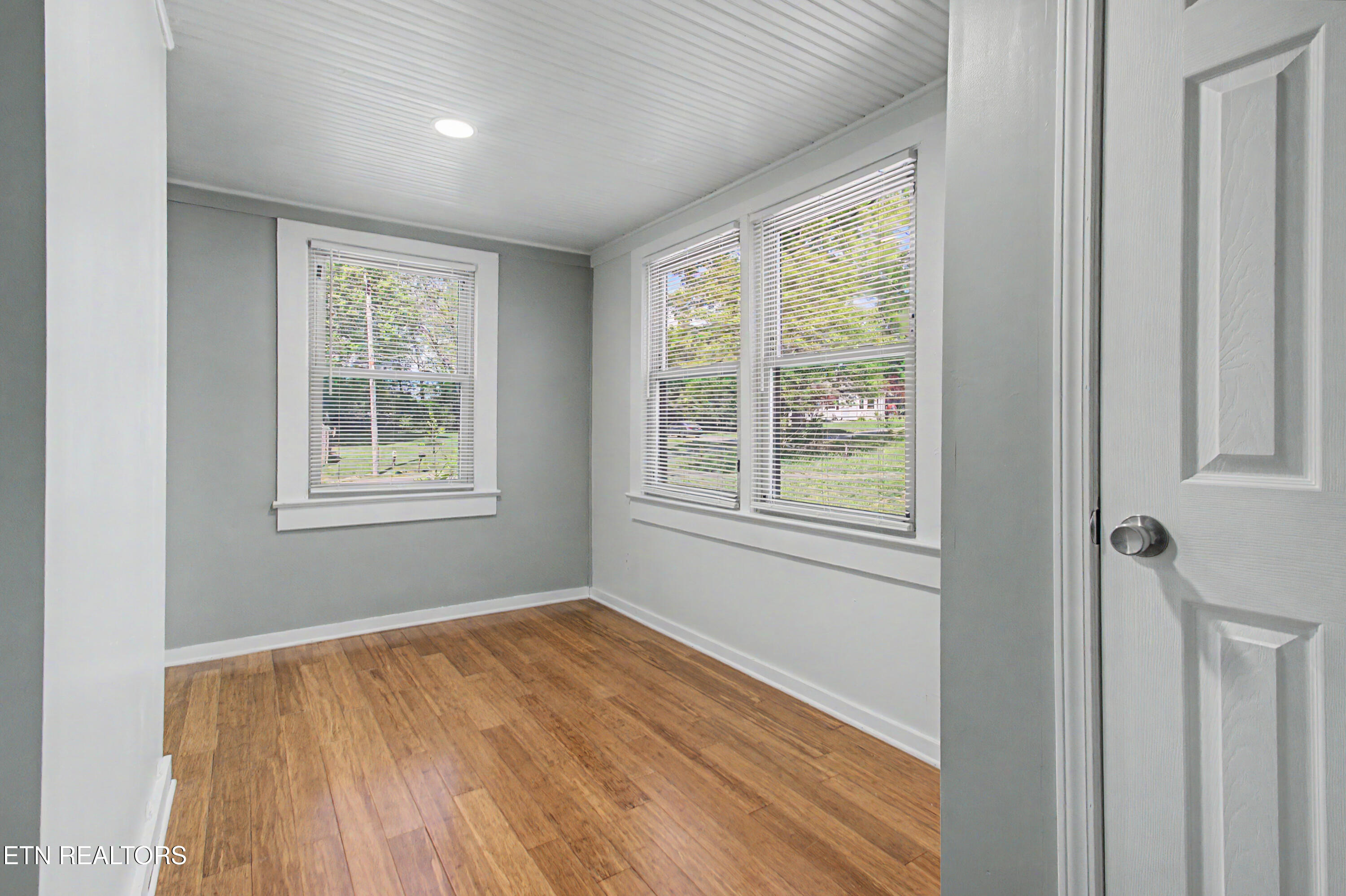 422 Mcnabb Avenue Knoxville TN 37920