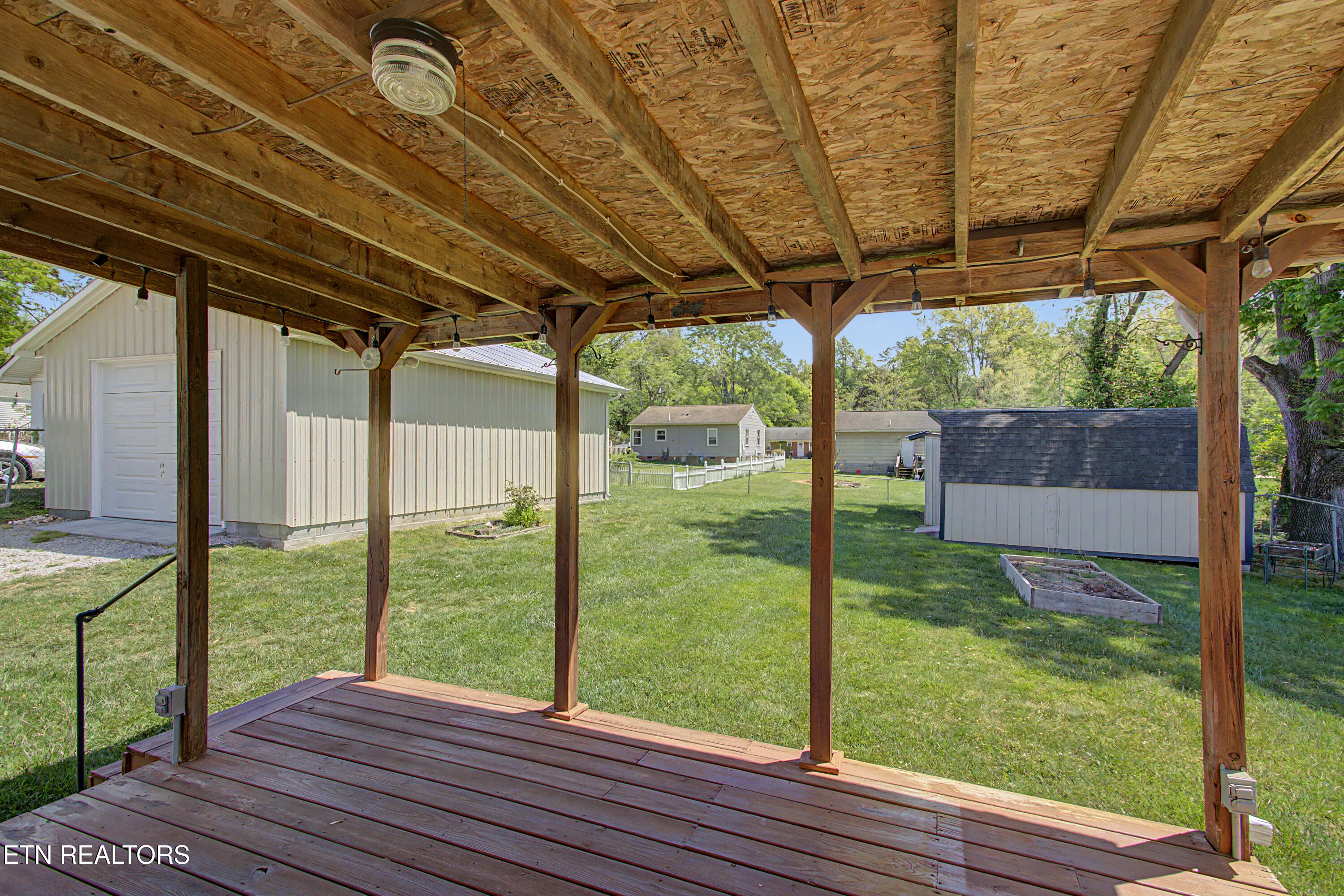 422 Mcnabb Avenue Knoxville TN 37920