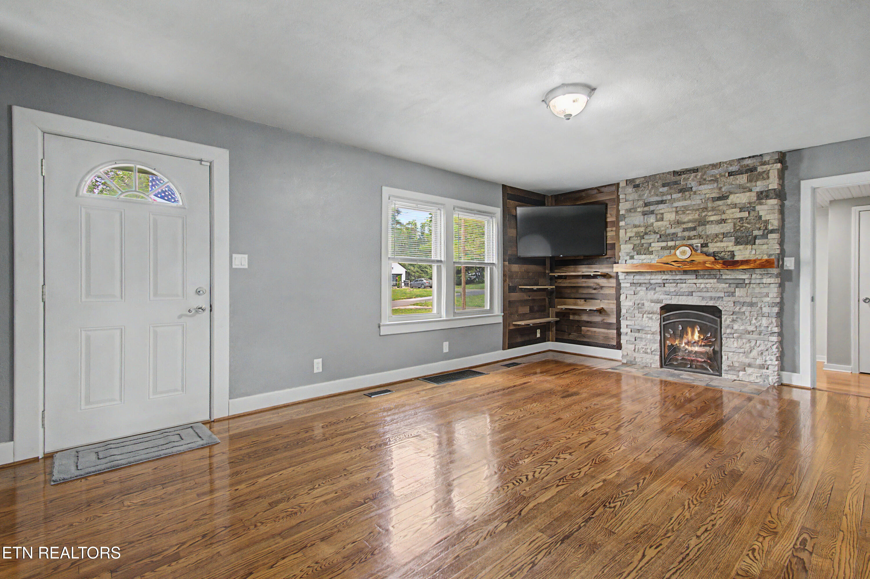 422 Mcnabb Avenue Knoxville TN 37920