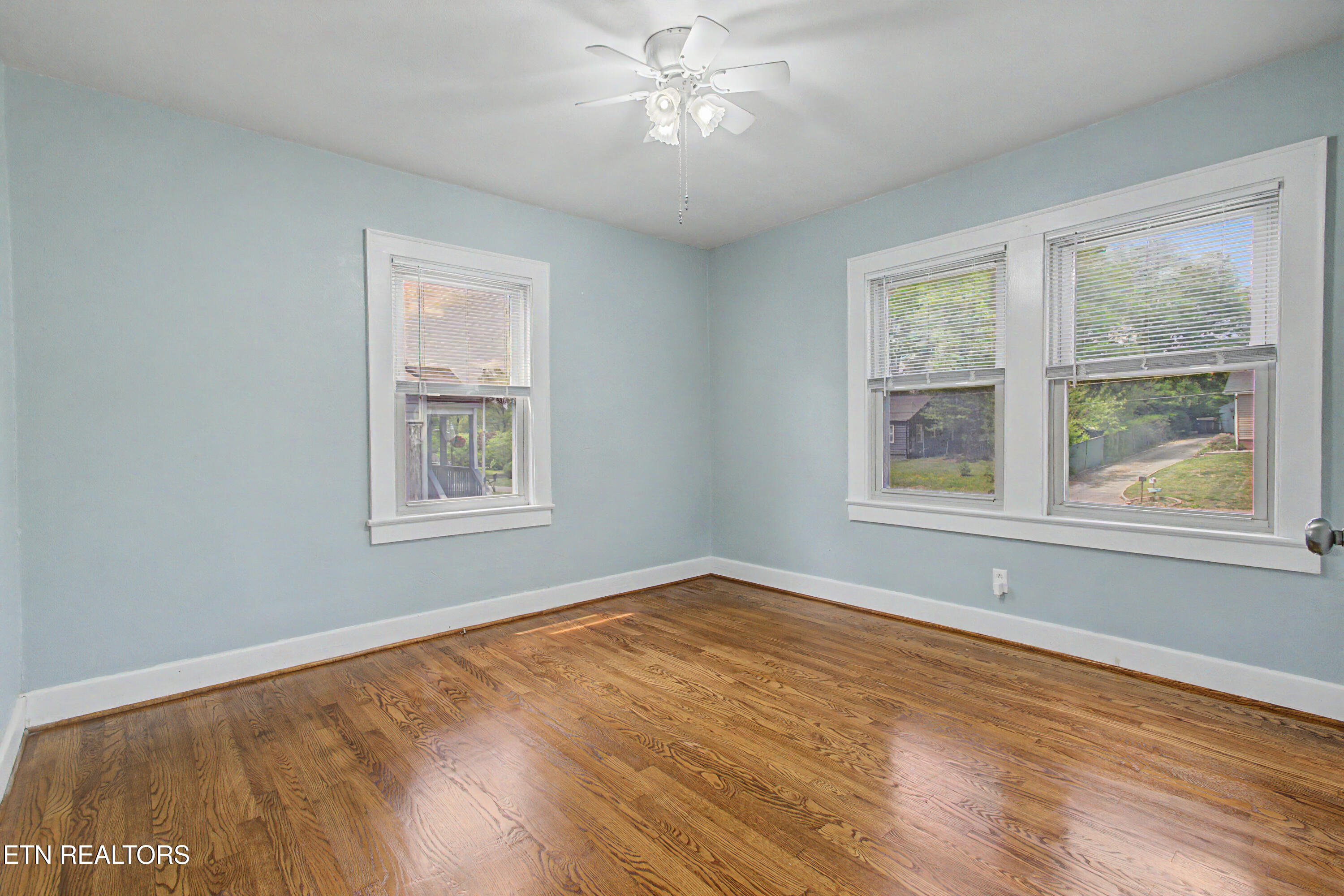 422 Mcnabb Avenue Knoxville TN 37920