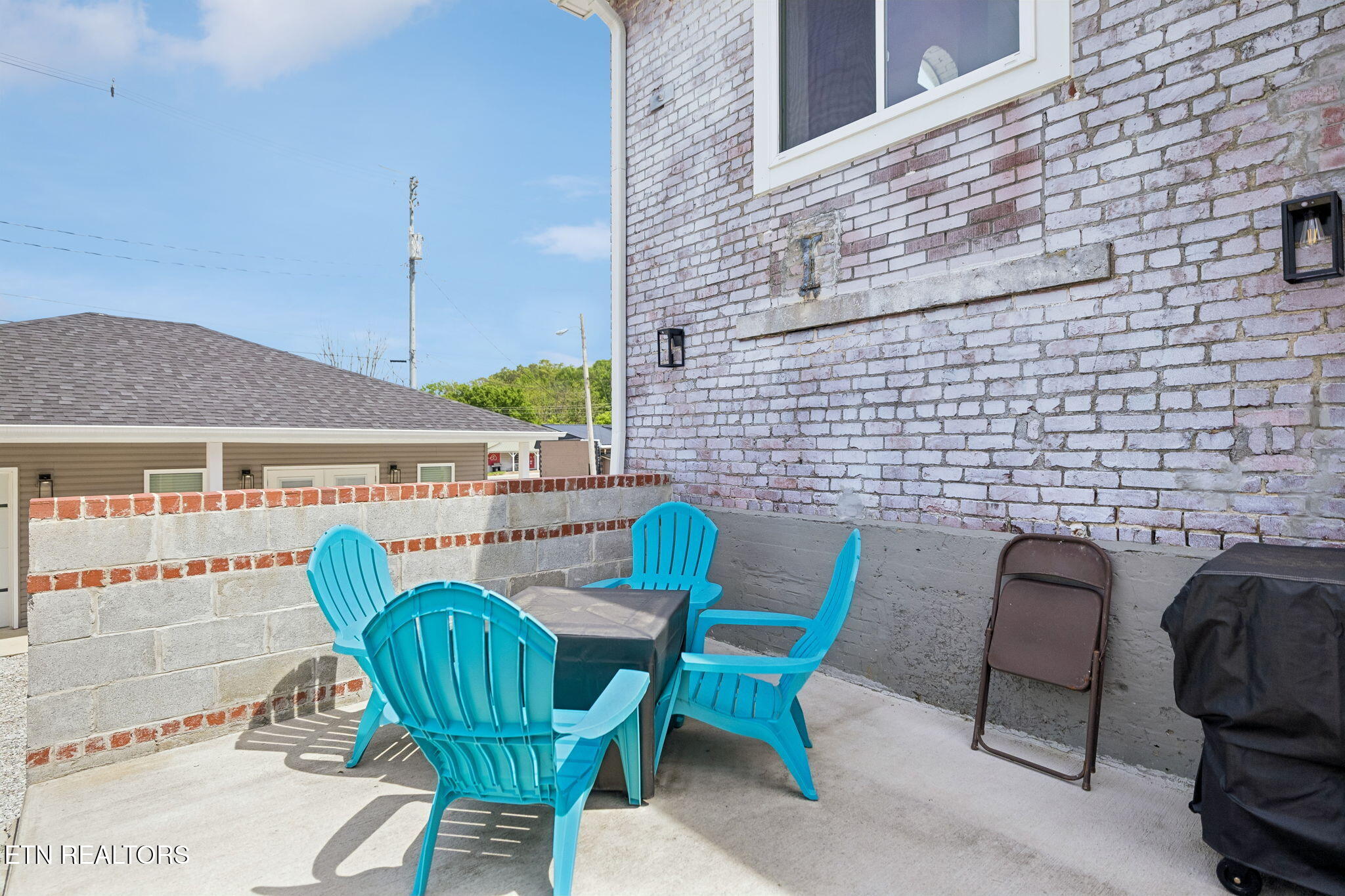 325 7th Street Rocky Top TN 37769