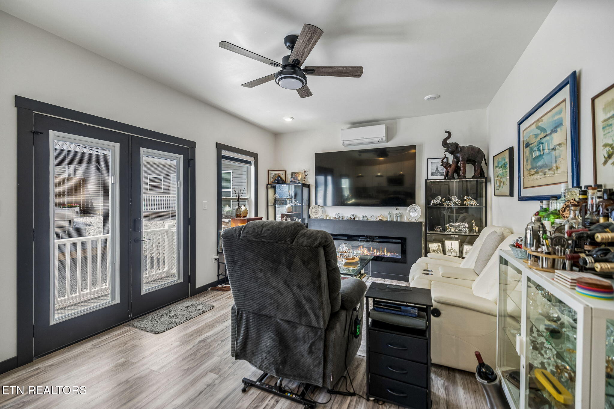 325 7th Street Rocky Top TN 37769